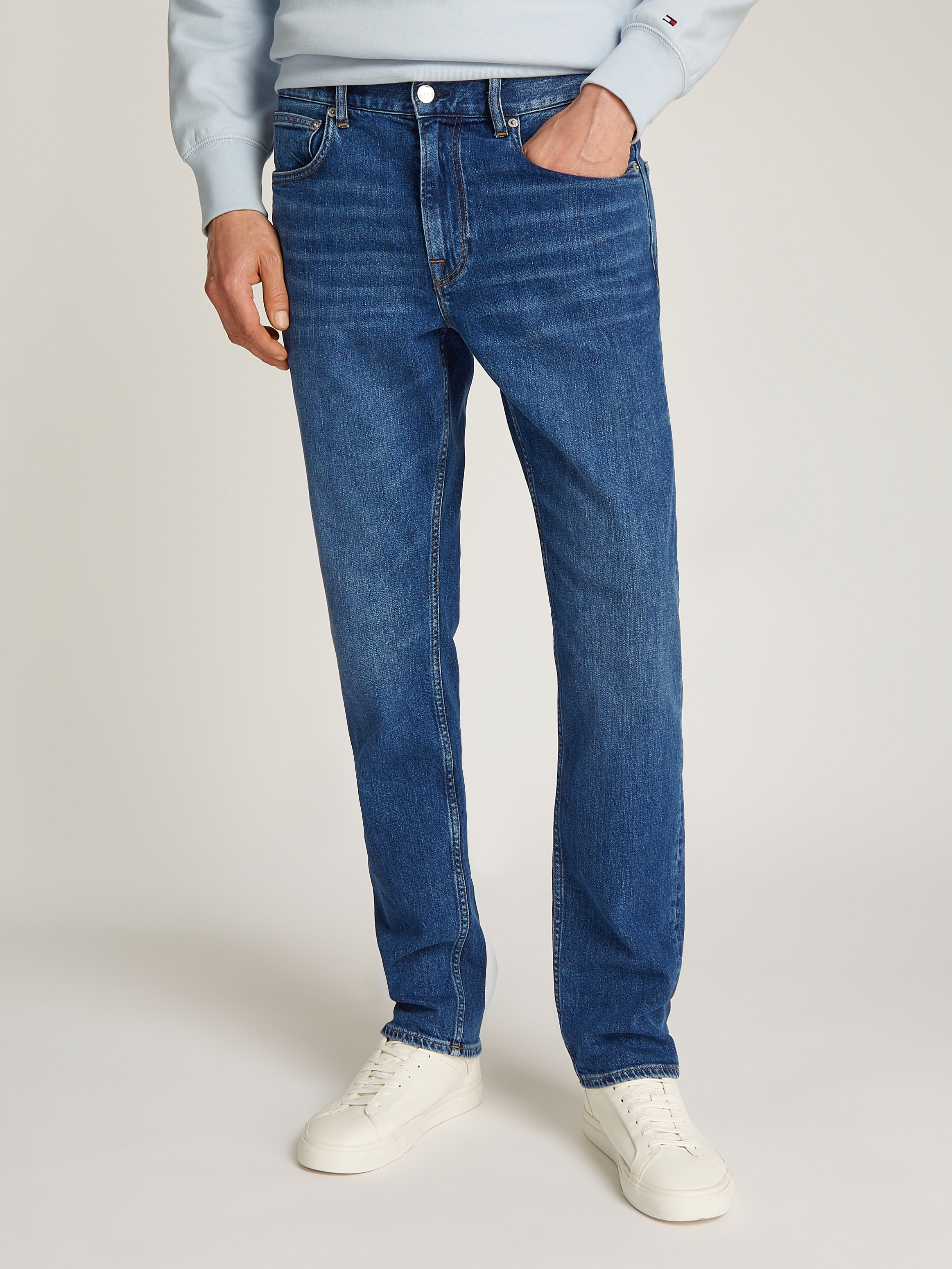 Tommy Hilfiger Straight-Jeans, in blauer Waschung günstig online kaufen