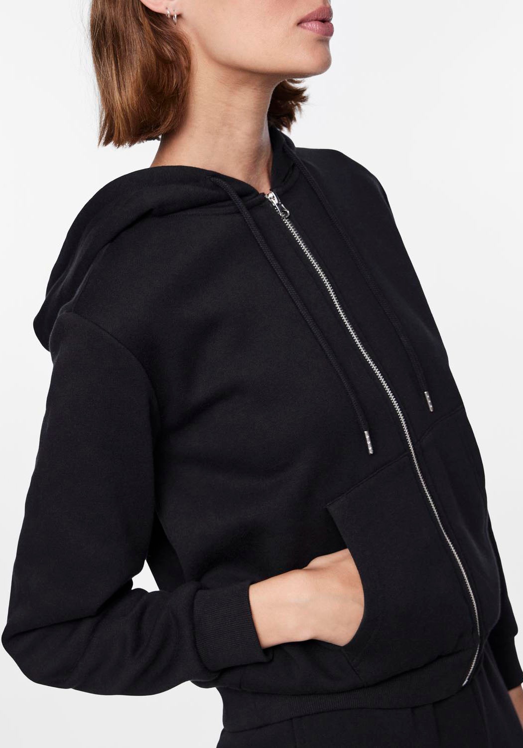 pieces Kapuzensweatshirt "PCCHILLI LS ZIP HOODIE NOOS BC" günstig online kaufen