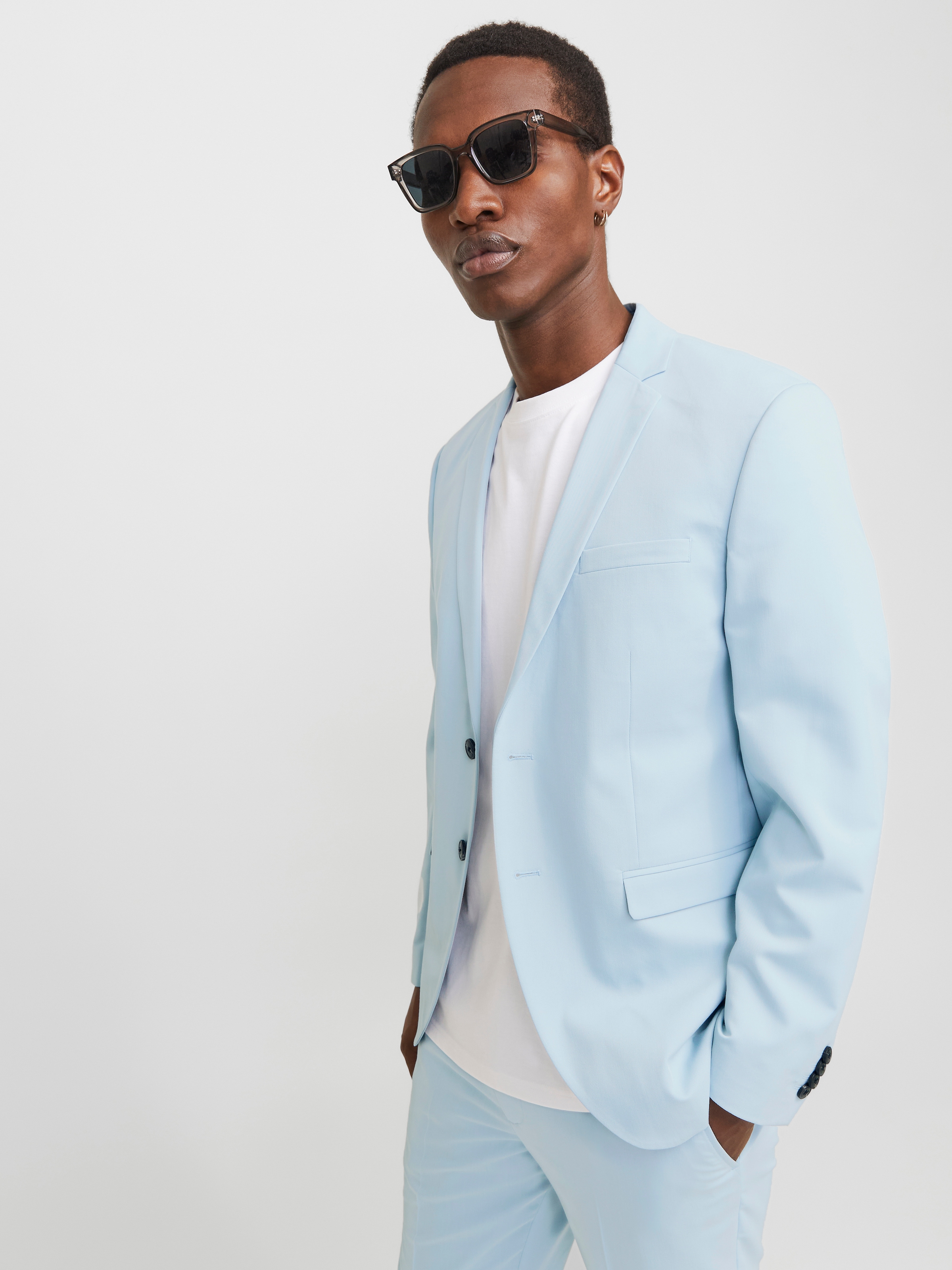Jack & Jones Anzug »JPRFRANCO  Extra schmal, pflegeleicht, stilvoll mit fallendem Revers« slim fit Materialmix aus Polyester, Viskose und Elasthan
