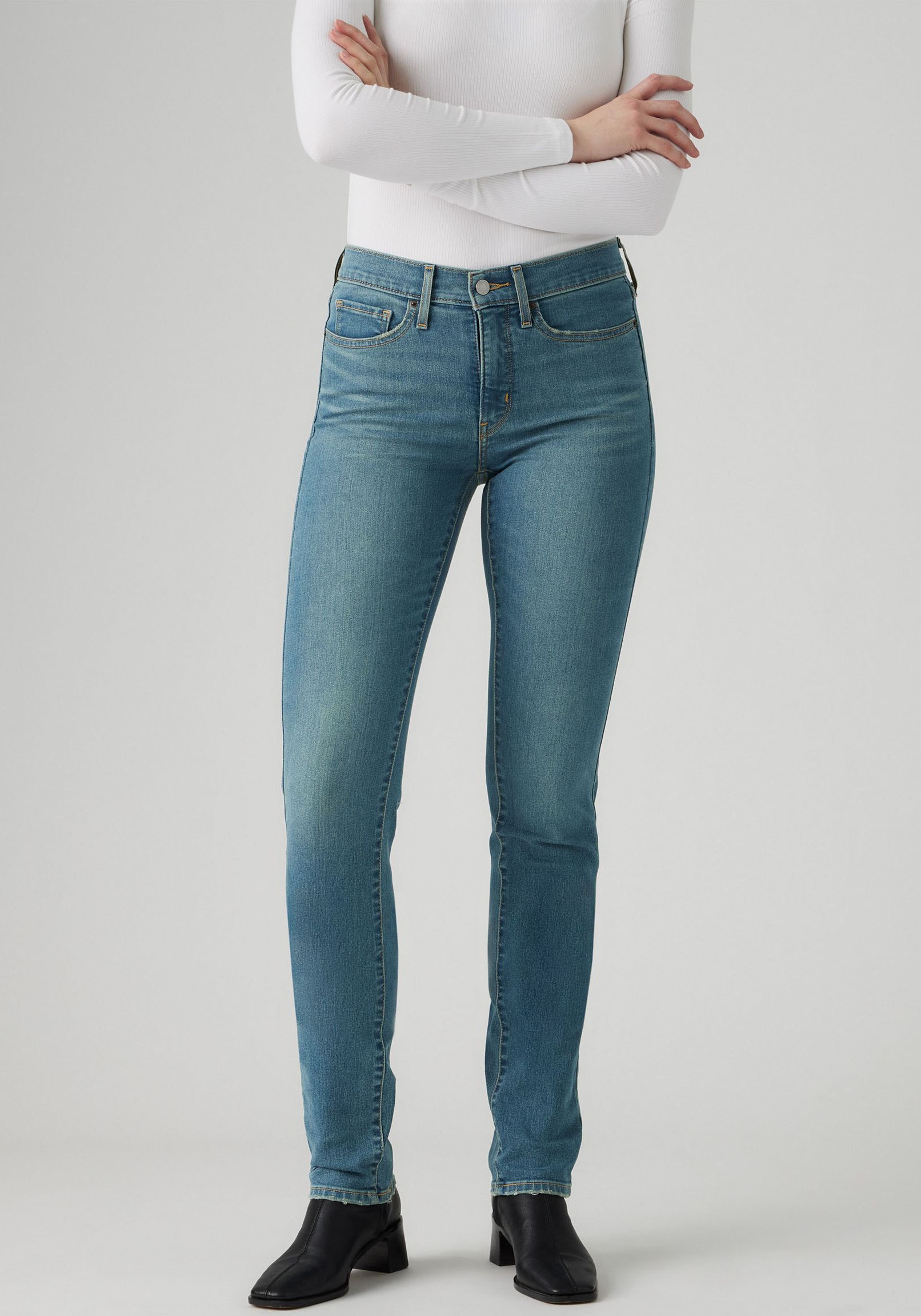 Levis Röhrenjeans "312 Shaping Slim", Schmale Shaping Slim Form günstig online kaufen