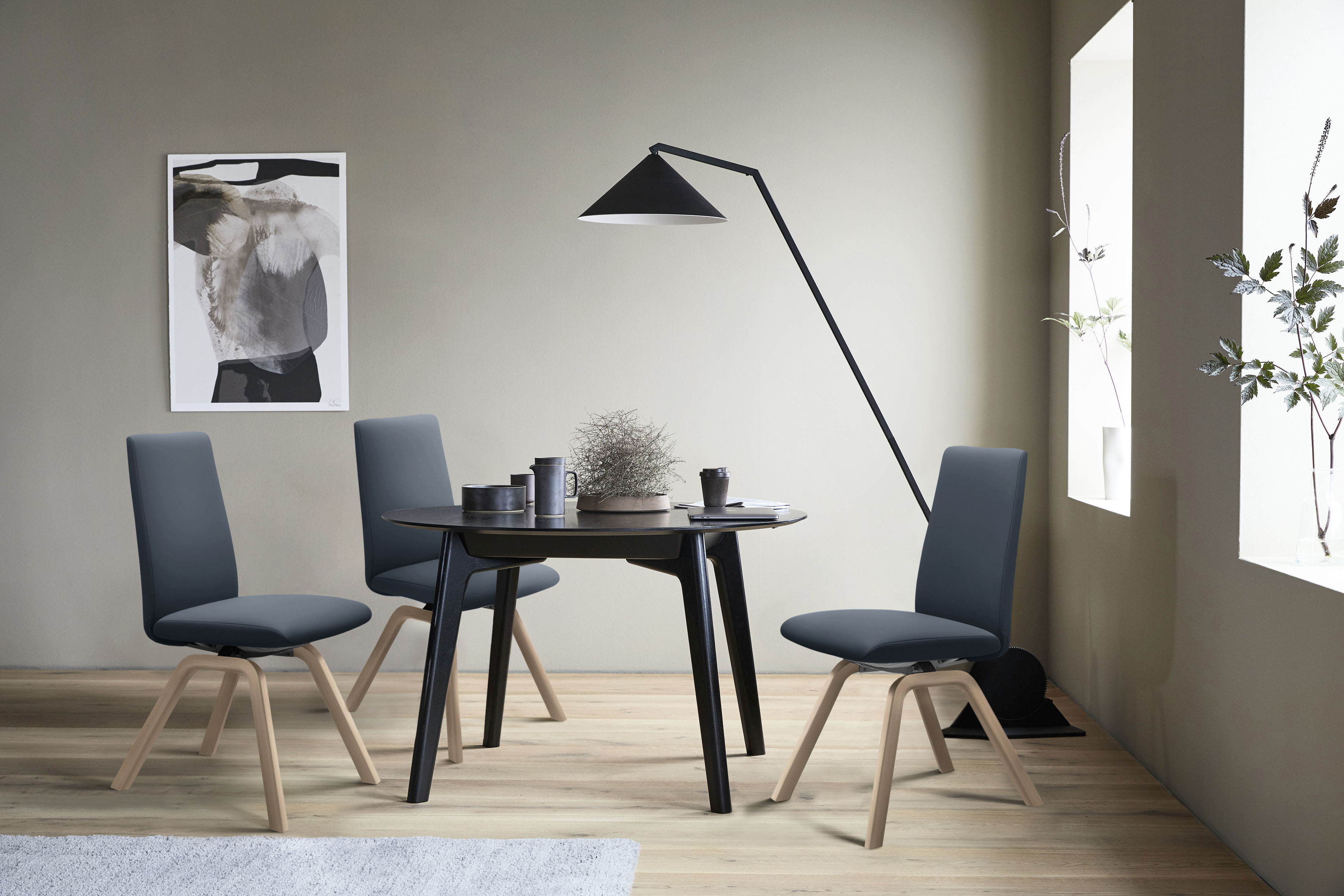 Stressless Polsterstuhl "Laurel" () Low Back, Größe M, mit schräggestellten Beinen in Schwarz