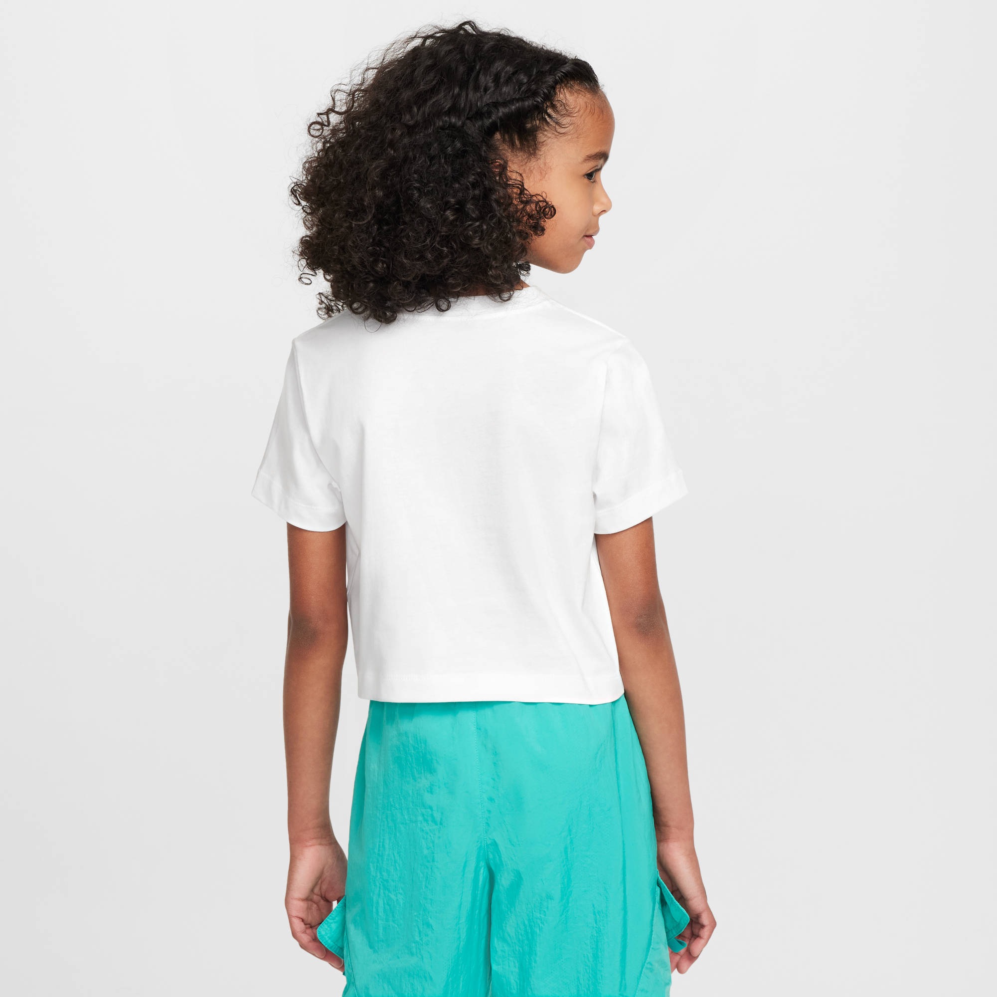 Nike Sportswear Laufshirt »Nike Sportswear Big Kids' (Girls') Cropped T-Shirt« 1 Stk.
