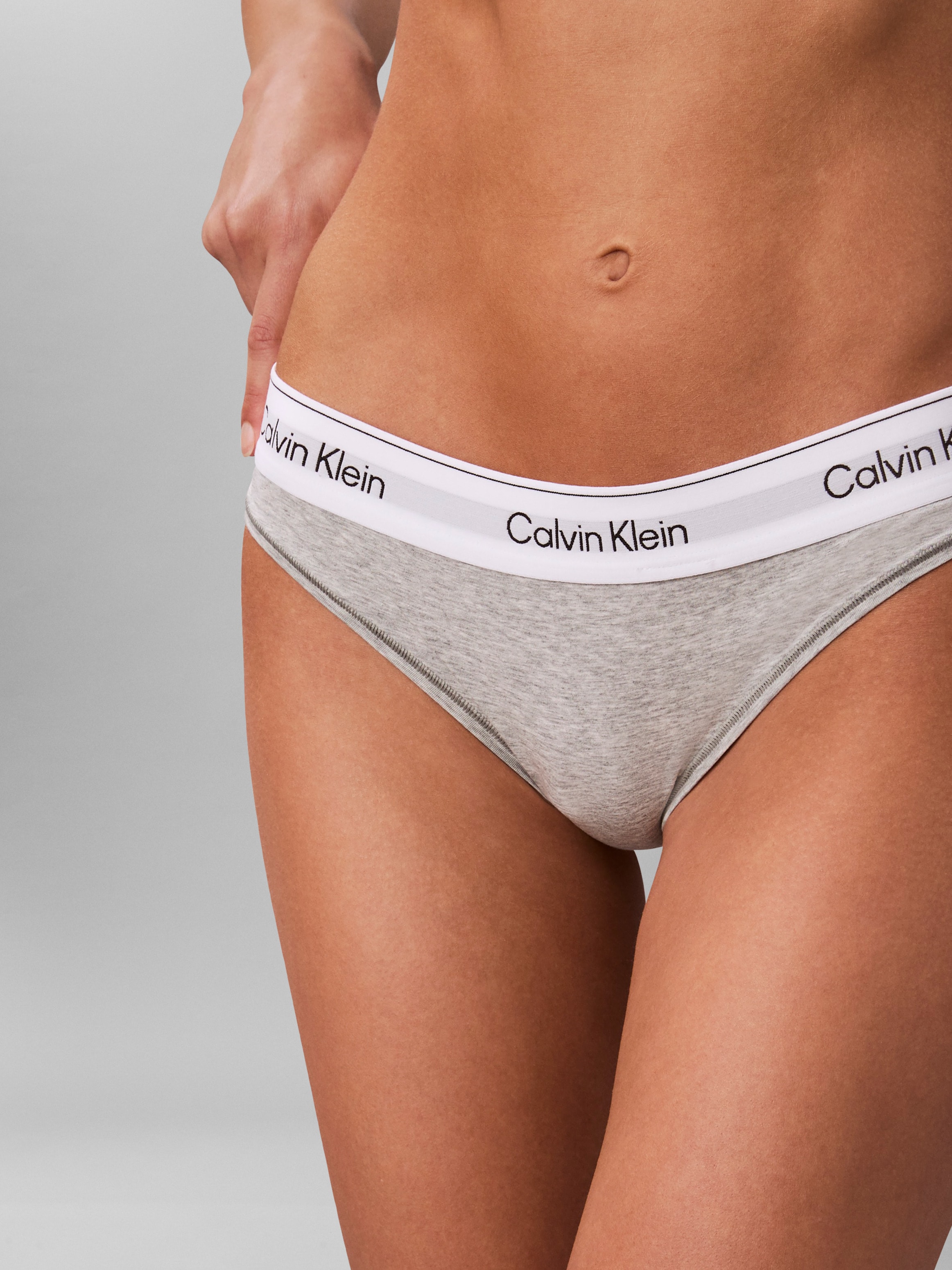 Calvin Klein Underwear String "Modern Cotton" Mit Breitem Bündchen