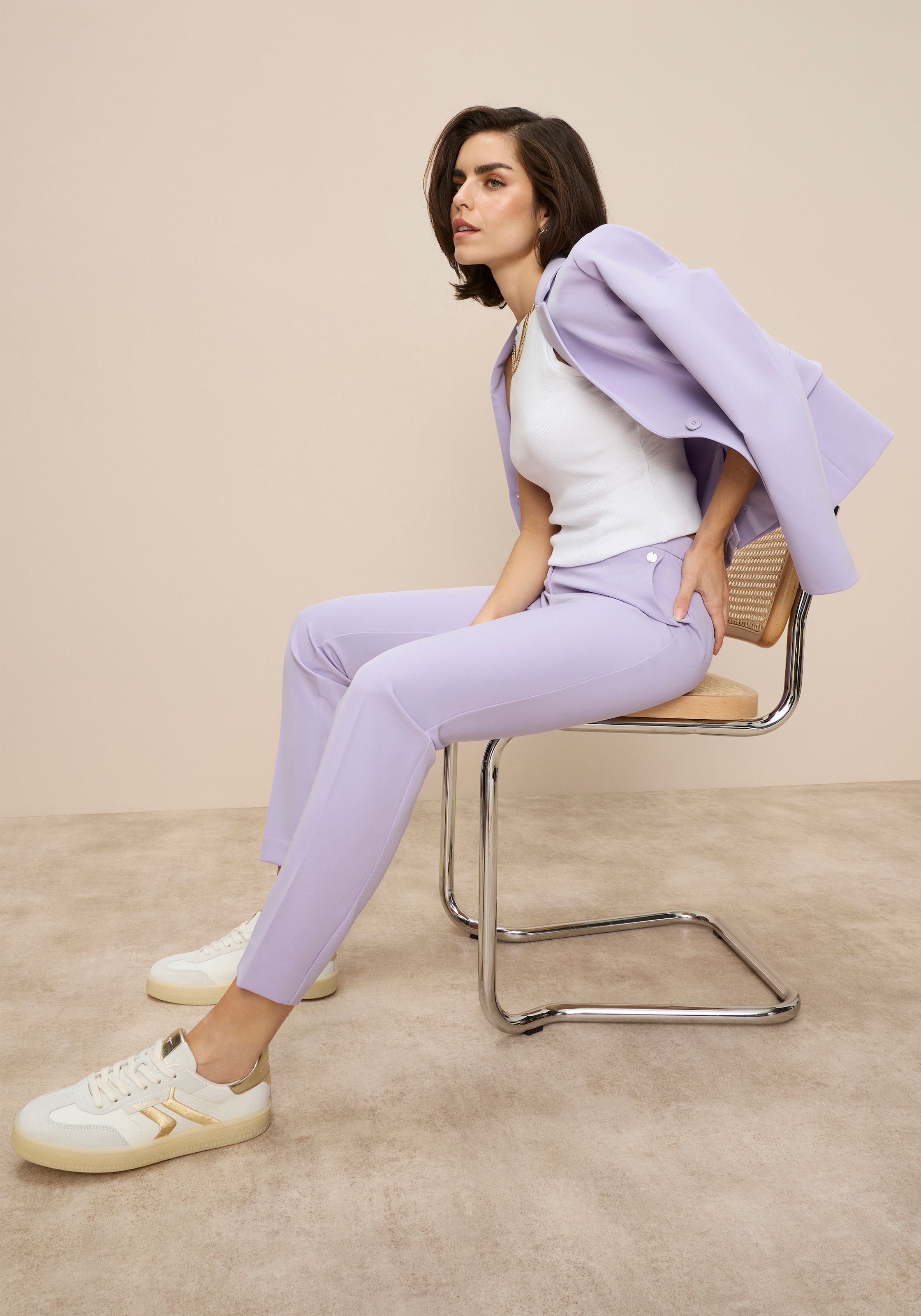 Tamaris Anzughose  in Trendfarben - mit passendem Blazer