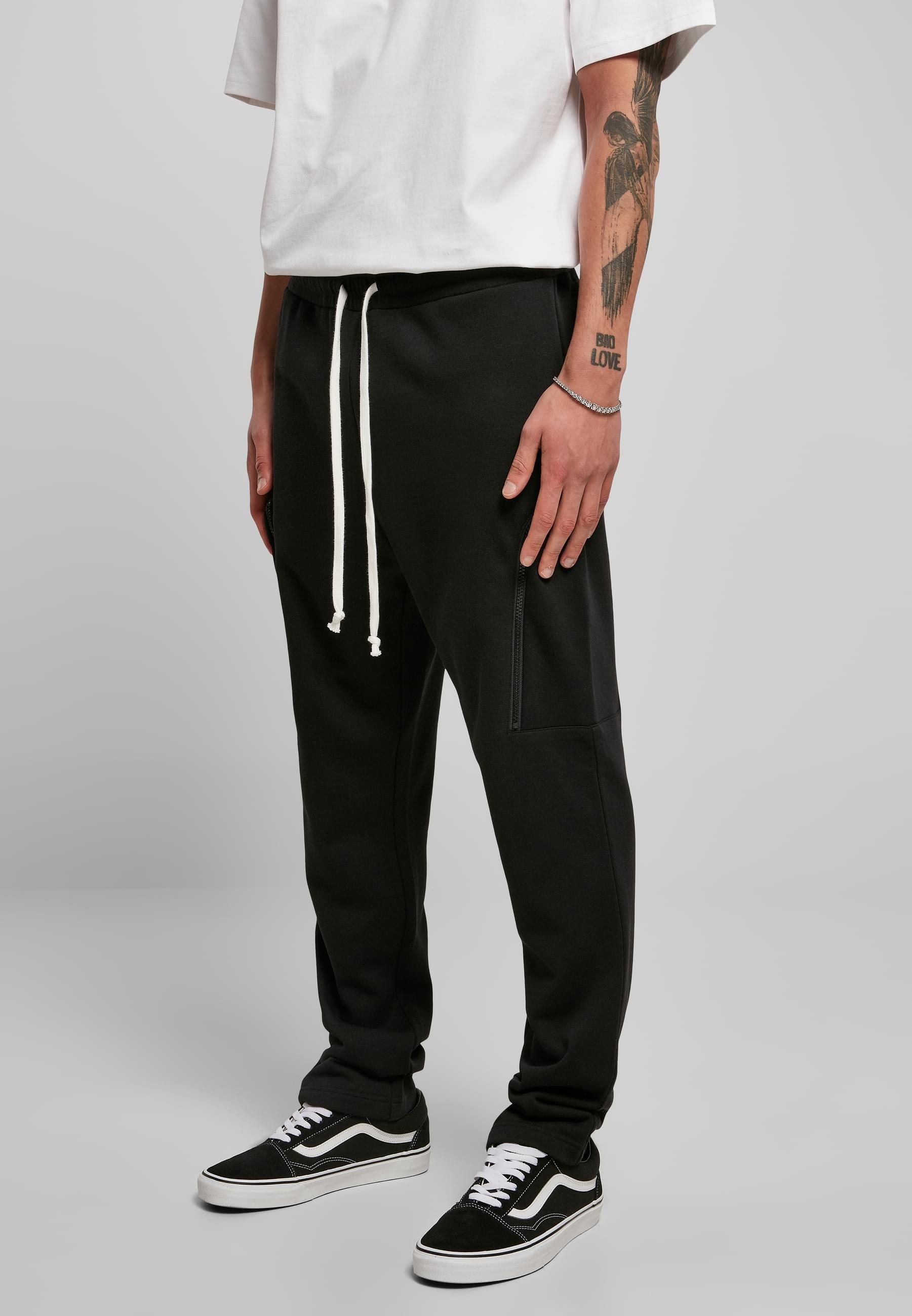 URBAN CLASSICS Jogginghose »Urban Classics Herren Low Crotch Cargo Sweatpants«, (1 tlg.)