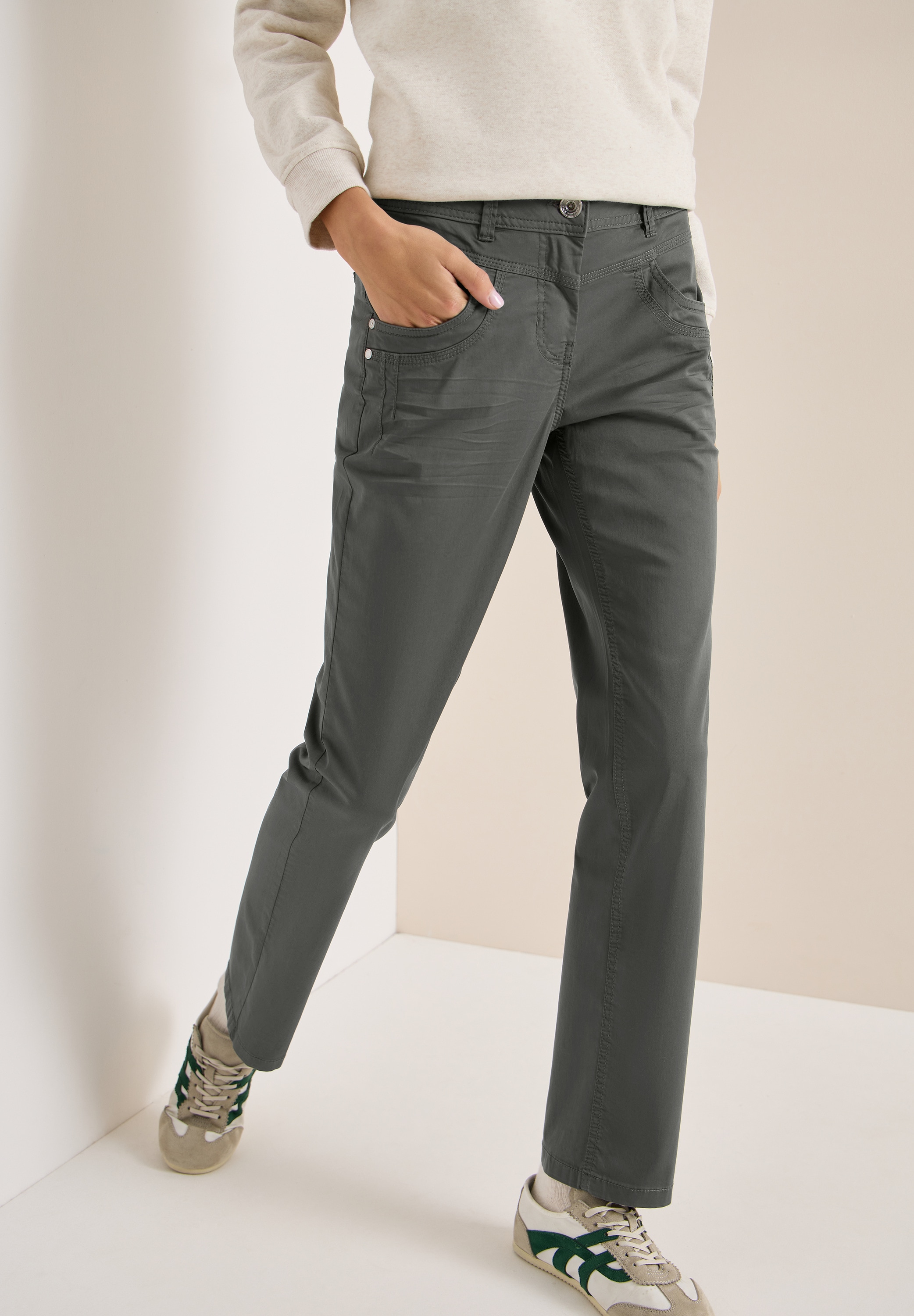 Cecil High Waist