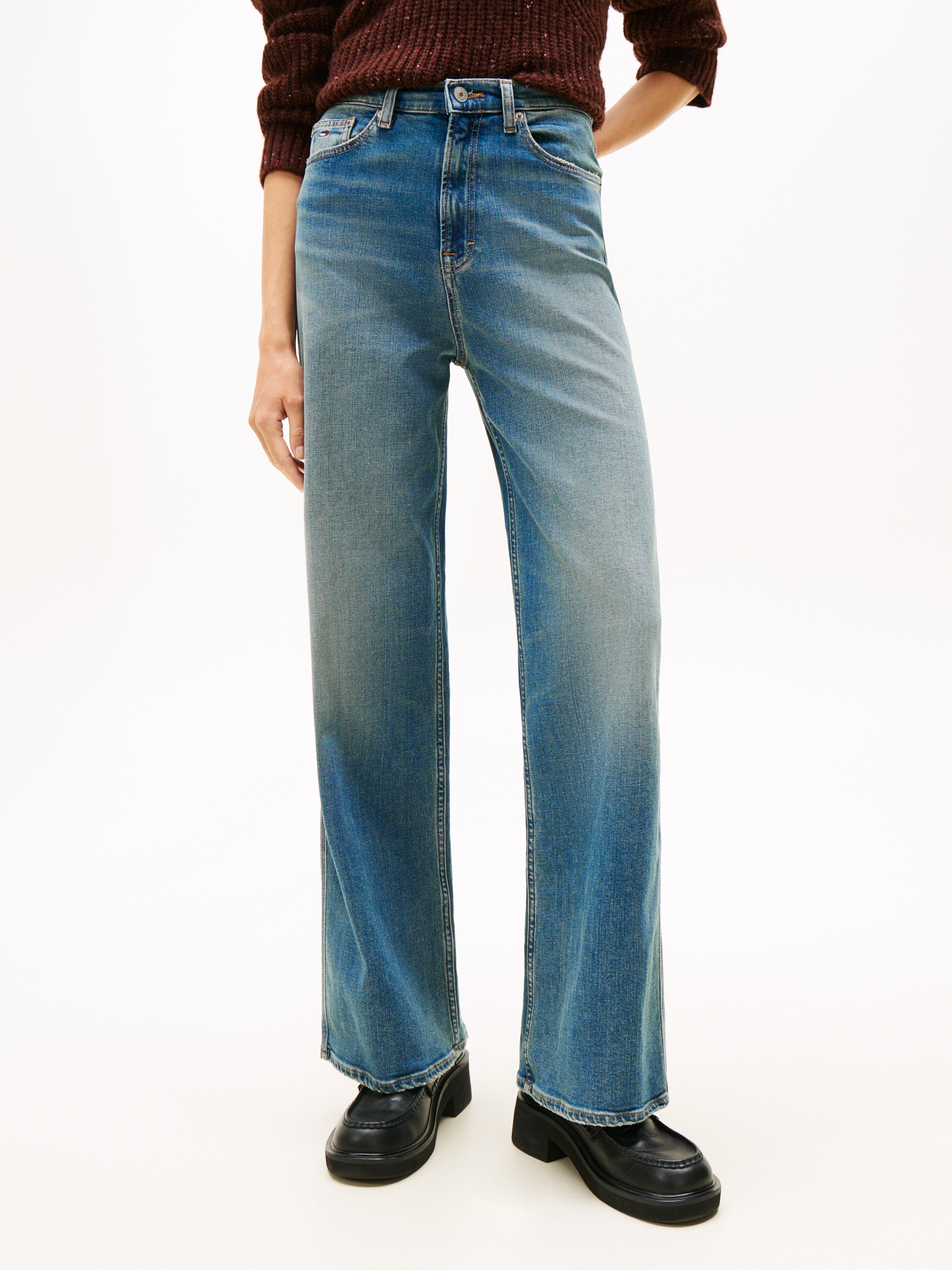 Tommy Jeans "Claire High Rise" mit Logo-Badge günstig online kaufen