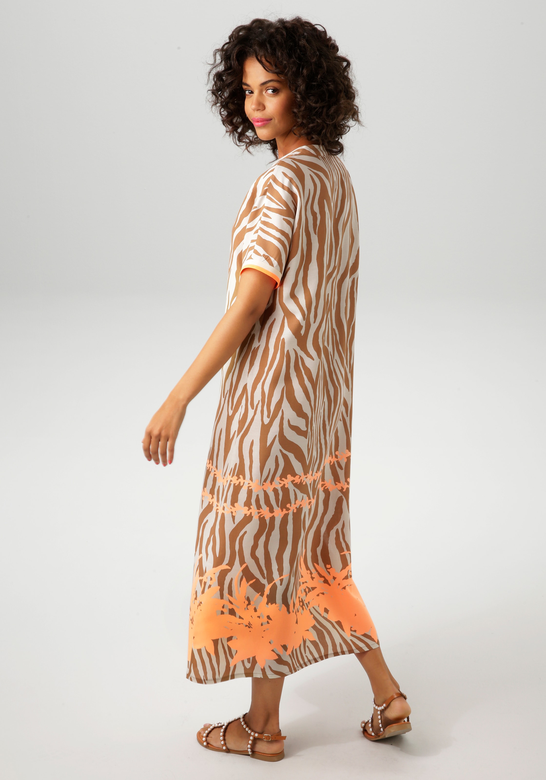 Aniston CASUAL Sommerkleid, mit Zebrastreifen und extravagantem Bordüren-Druck - NEUE KOLLEKTION