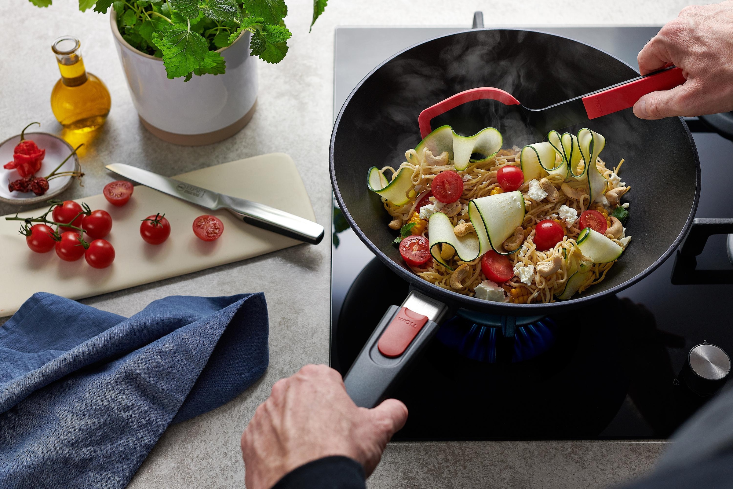 WOLL Wokwender »Cook it« aus hochwertigem Kunststoff und Silikon