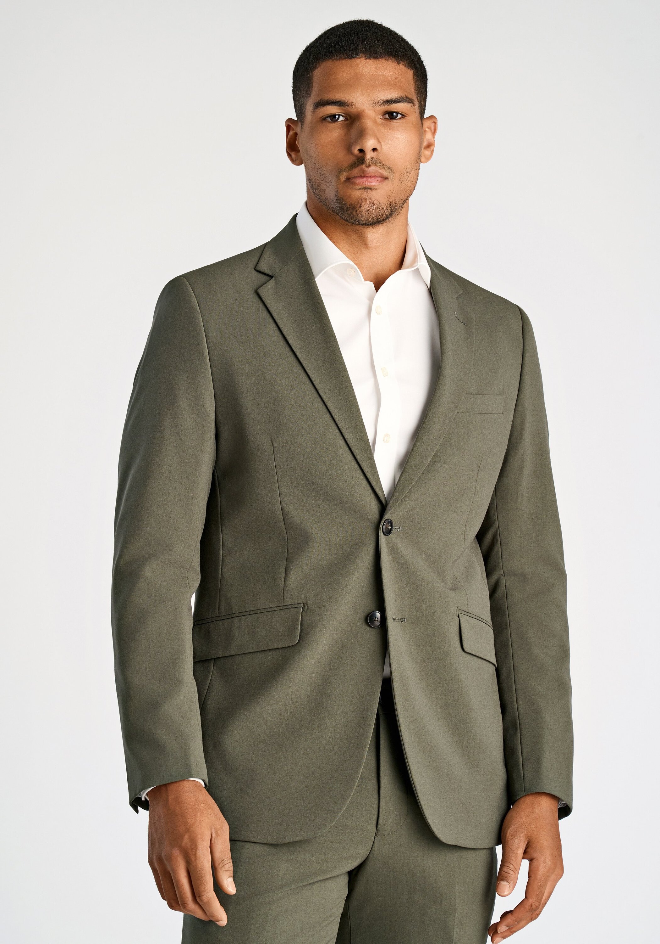 LINDBERGH Herren Anzug "Anzug Modern Fit", grün, Gr. 60, unifarben, Obermaterial: 67% Polyester, 28% Viskose, 5% Elasthan. Futter: 98% Polyester, 2%