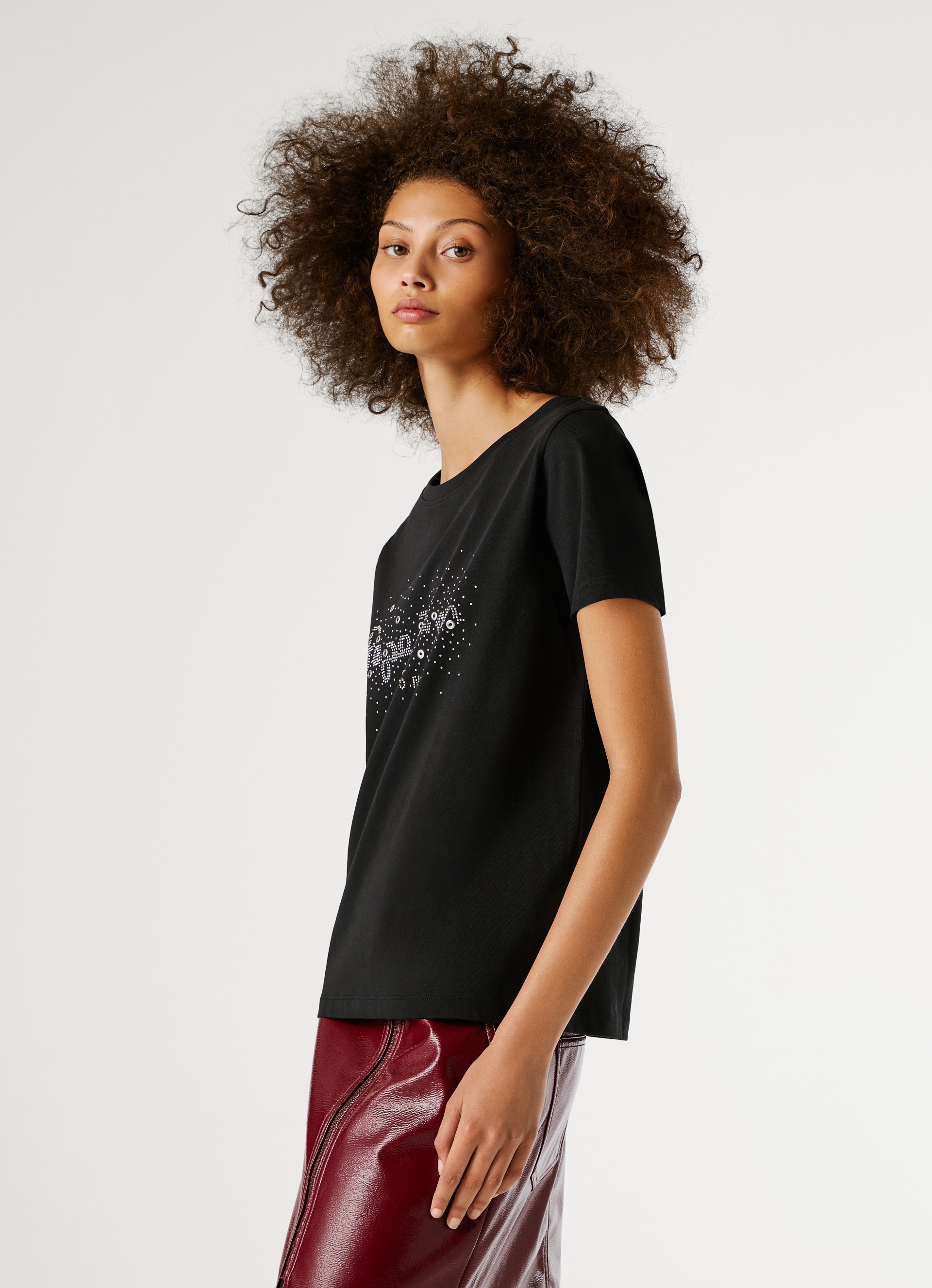 Thumbnail - Pepe Jeans T-Shirt "BRADY" mit Rundhals, Nietenapplikation