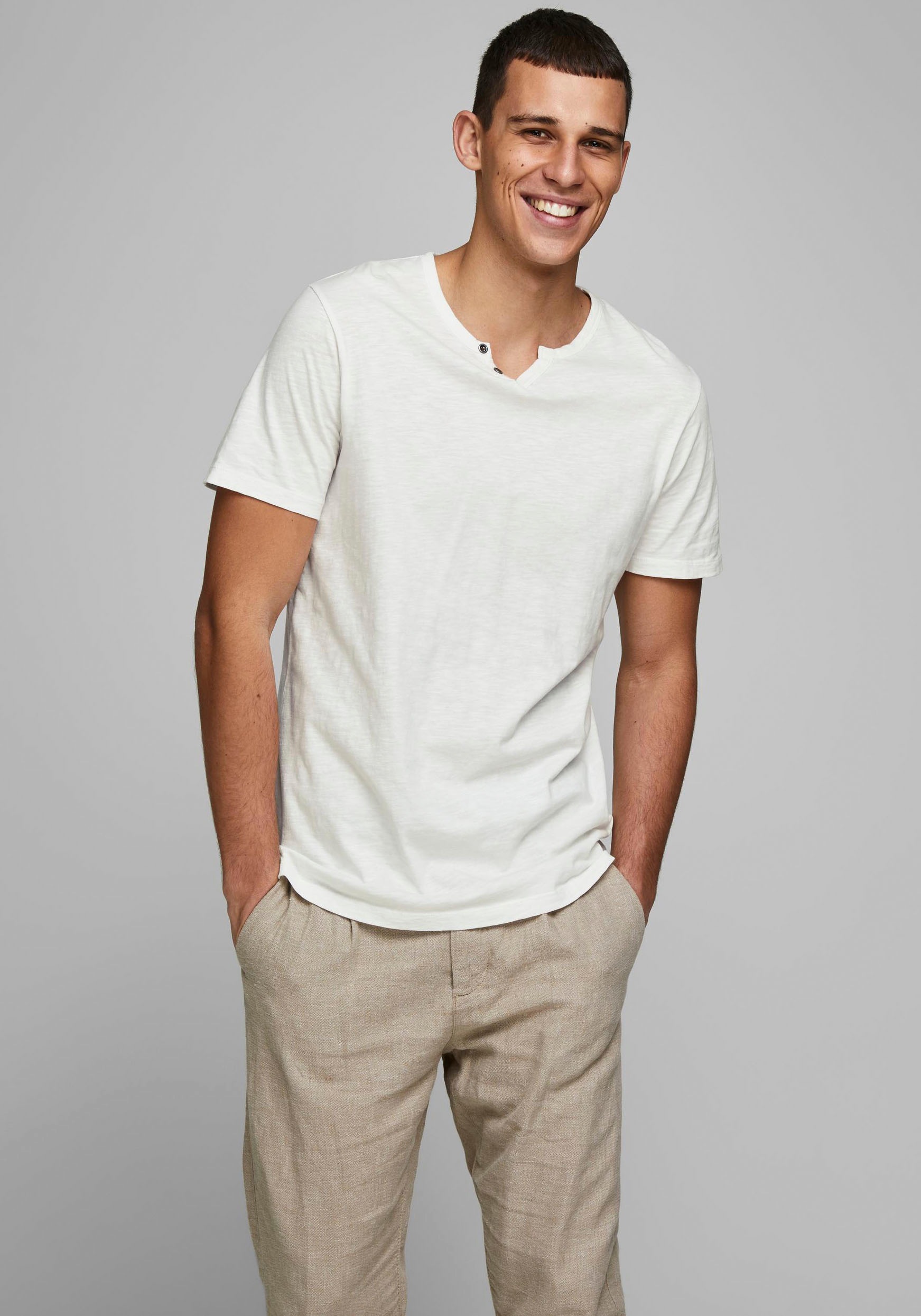 Jack & Jones T-Shirt "SPLIT NECK TEE" mit V-Ausschnitt