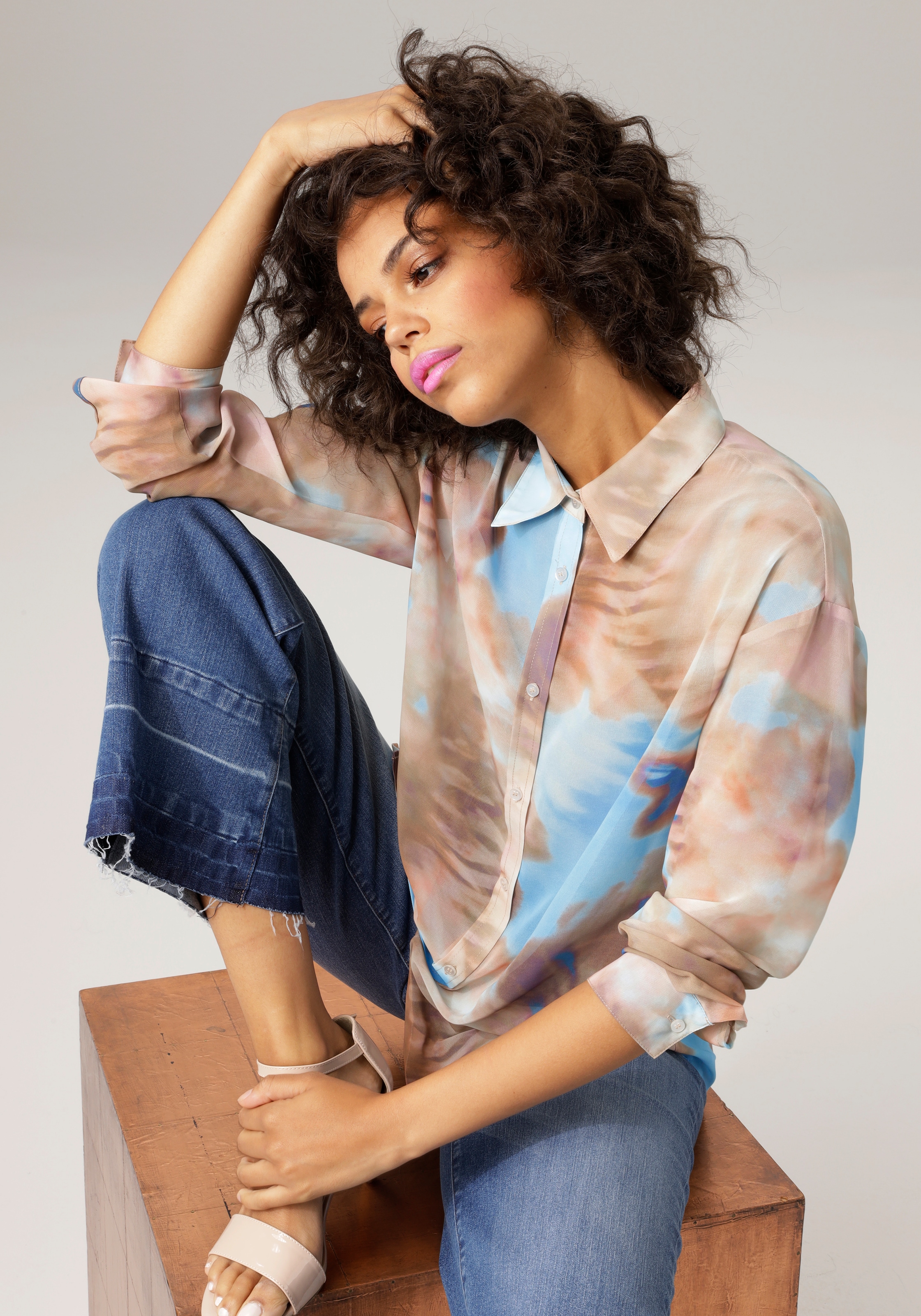 Aniston CASUAL Hemdbluse, mit topmodischem Batik-Druck für kaufen | BAUR