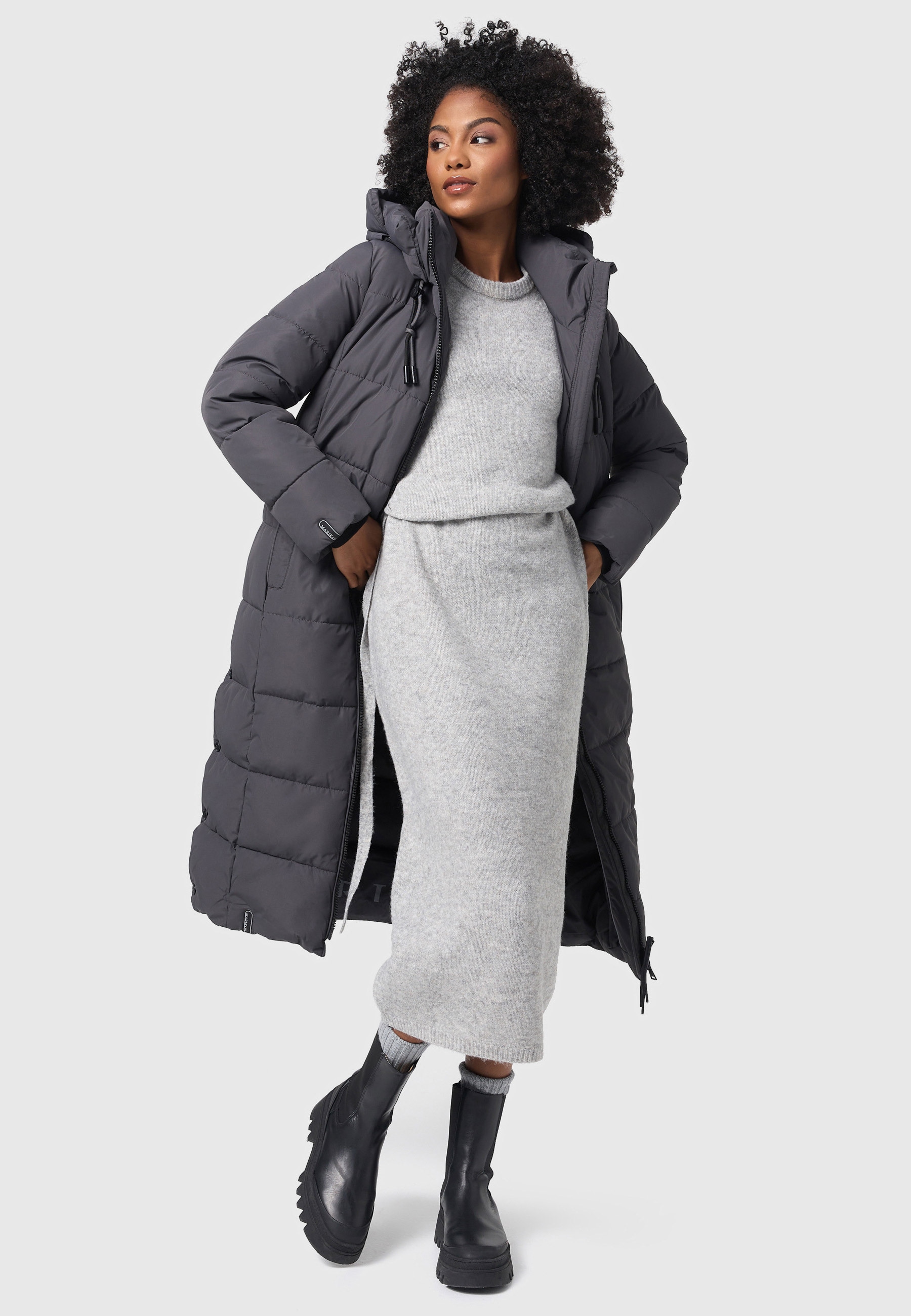 Marikoo Winterjacke »Nadeshikoo XIV«, extra langer Winter Mantel gesteppt