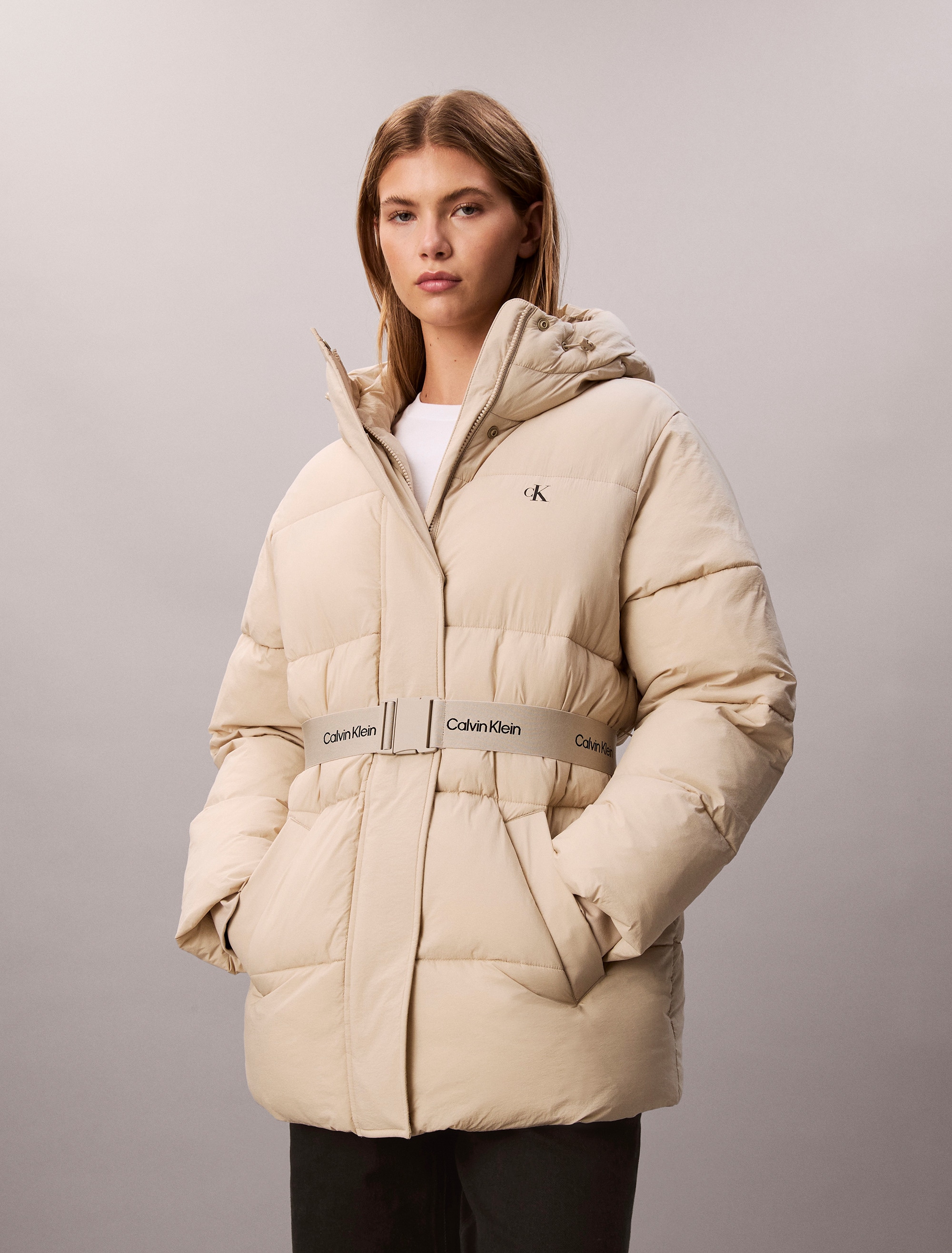 Calvin Klein Jeans Steppjacke "BELTED MIDWEIGHT PUFFER" mitKapuze Mit Rundh günstig online kaufen