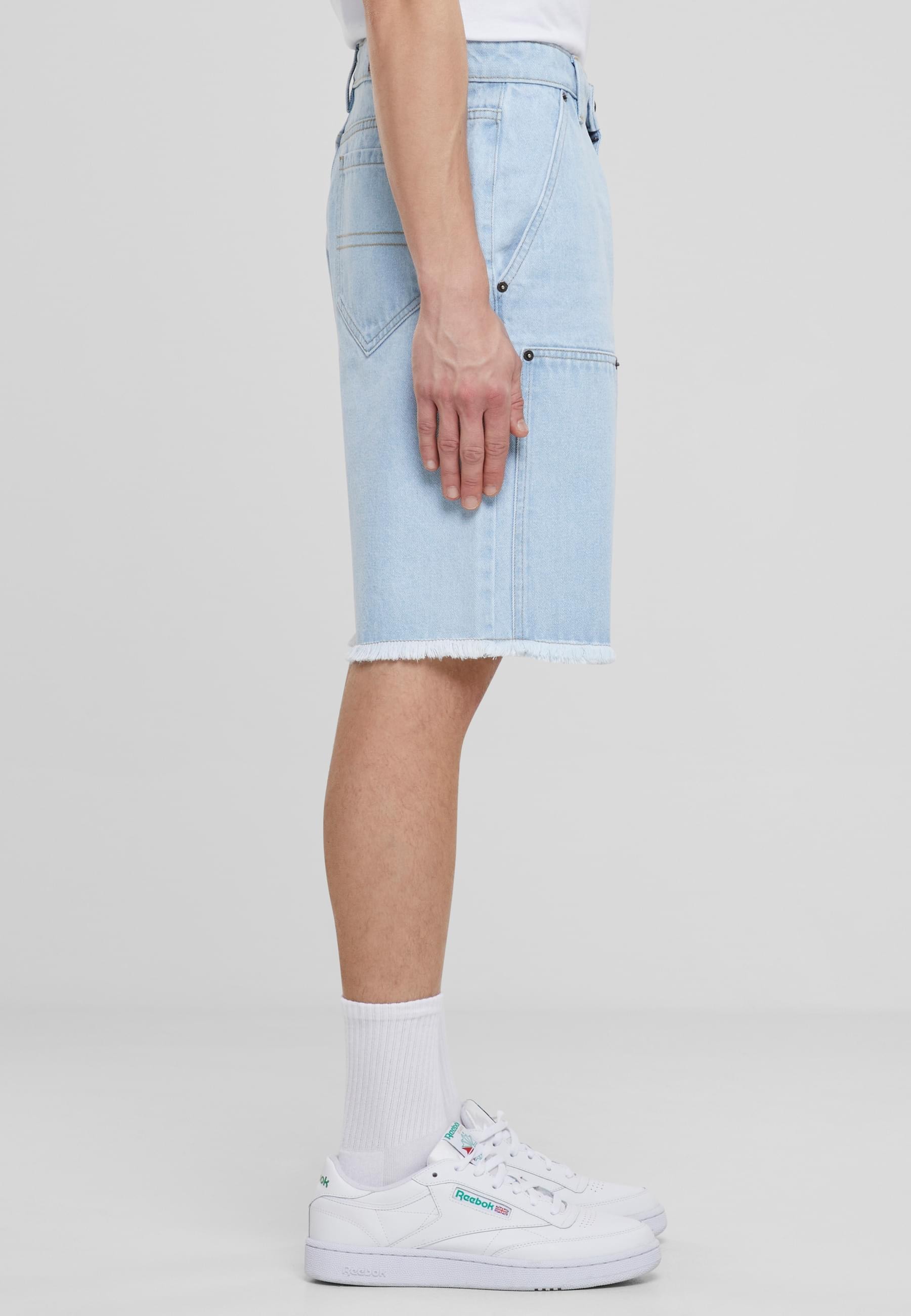 URBAN CLASSICS Shorts »Urban Classics Open Edge Two Knee Denim Shorts«, (1 tlg.)
