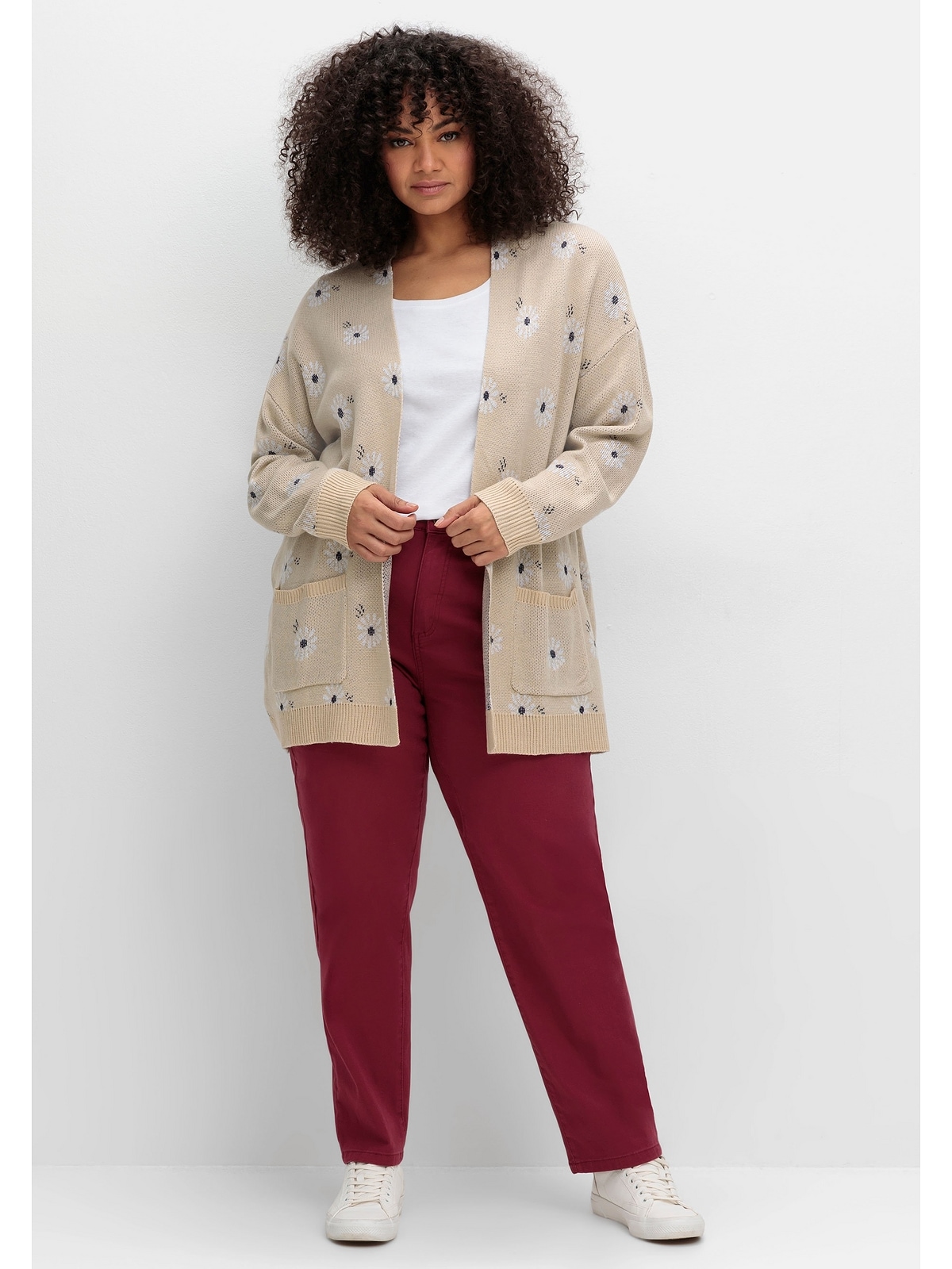 Sheego Strickjacke »Große Größen«, mit Blüten-Jacquardmuster