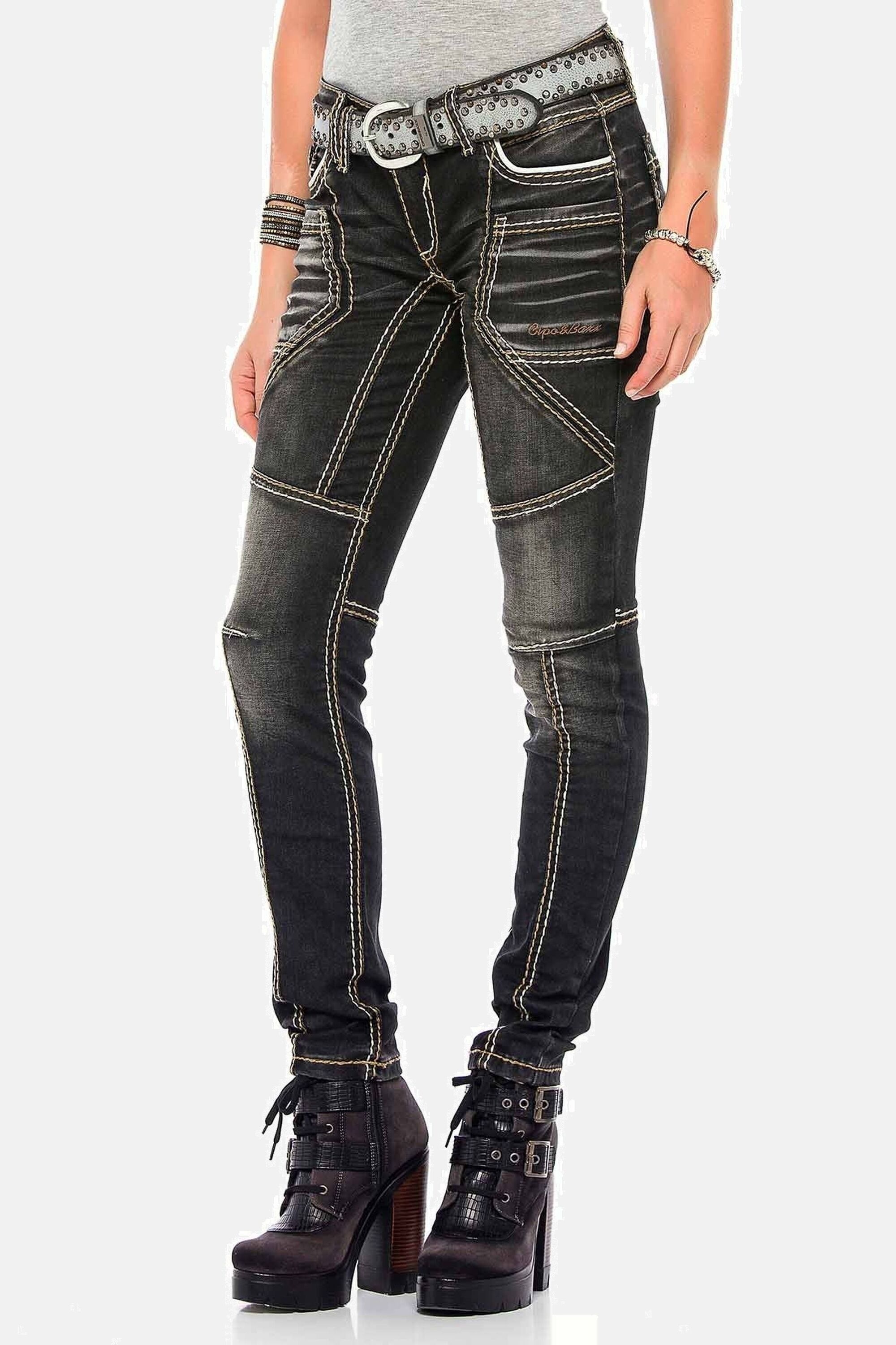 Cipo & Baxx Slim-fit-Jeans »Jeans«, mit extravagantem Nahtdesign, WD382