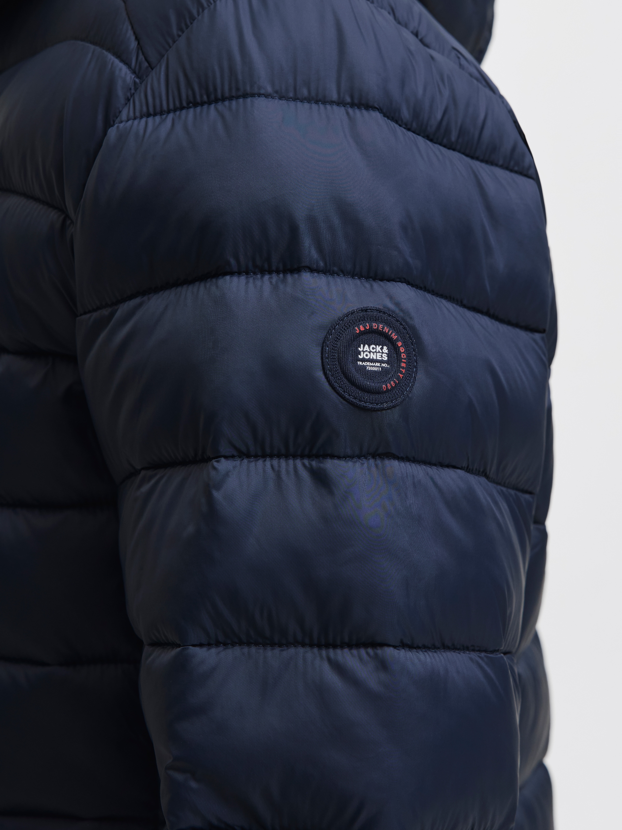 Jack & Jones Steppjacke »JJEBRADLEY LIGHT PUFFER HOOD NOOS«, mit Kapuze
