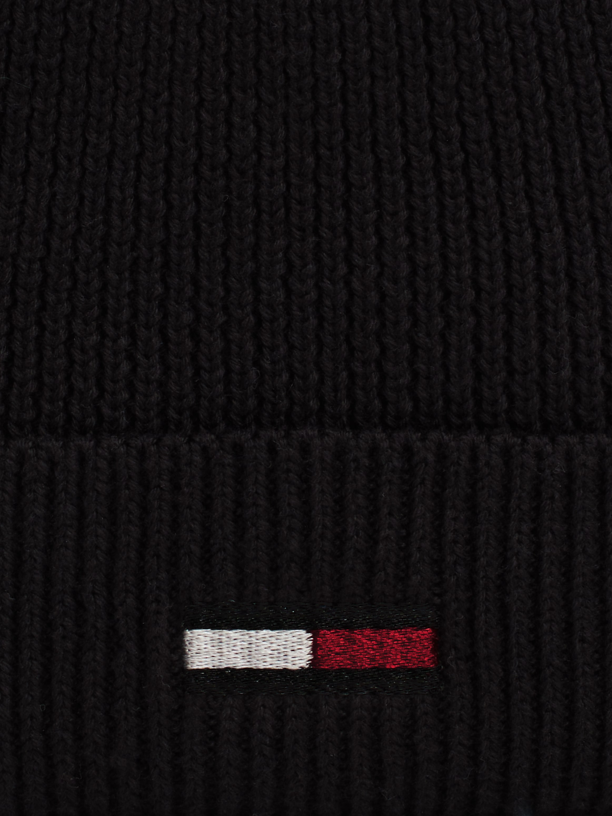 Tommy Jeans Beanie »TJW ELONGATED FLAG BEANIE«, mit Logostickerei