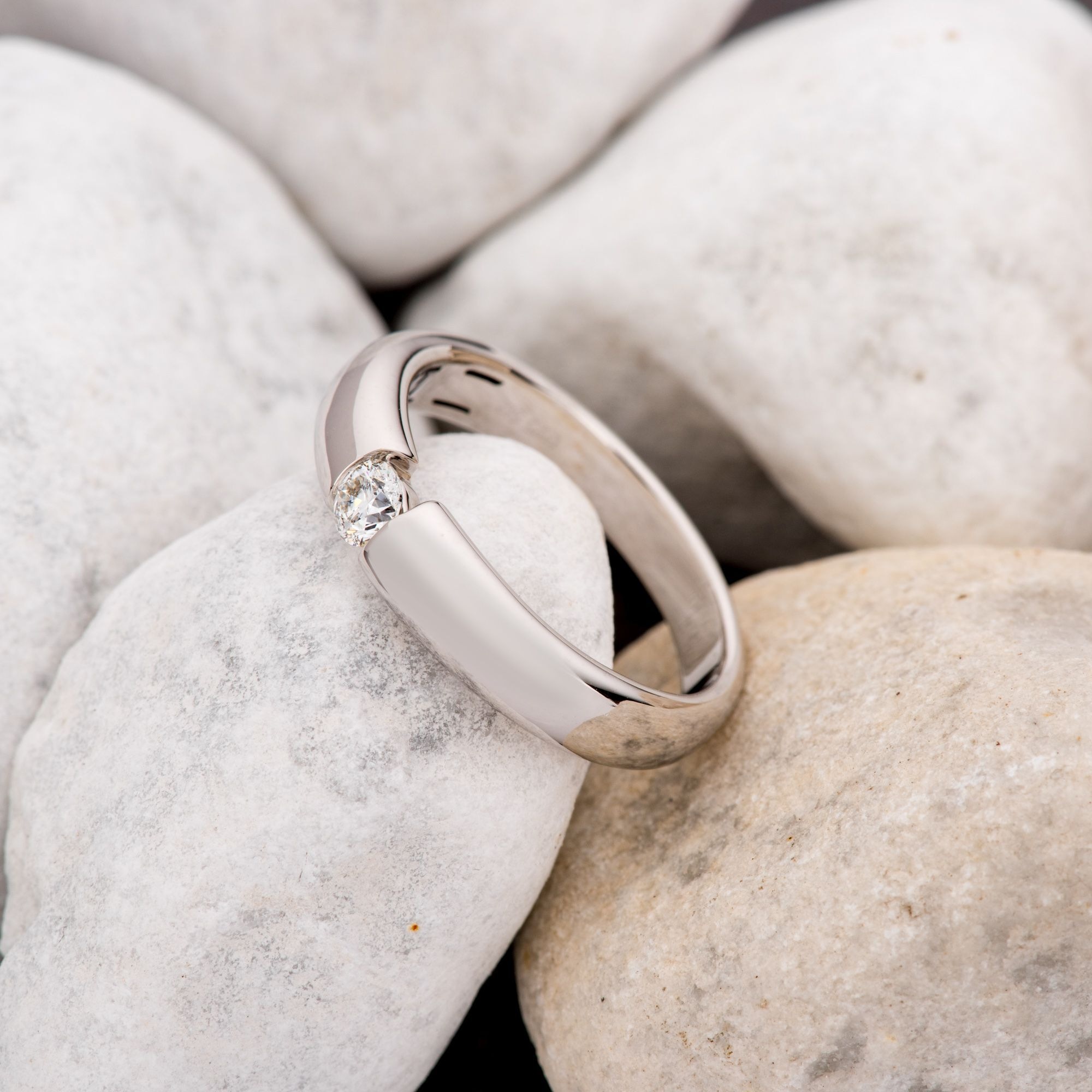 Orolino Fingerring »Gold 585 mit natürlichem Brillant 0,25 ct.«