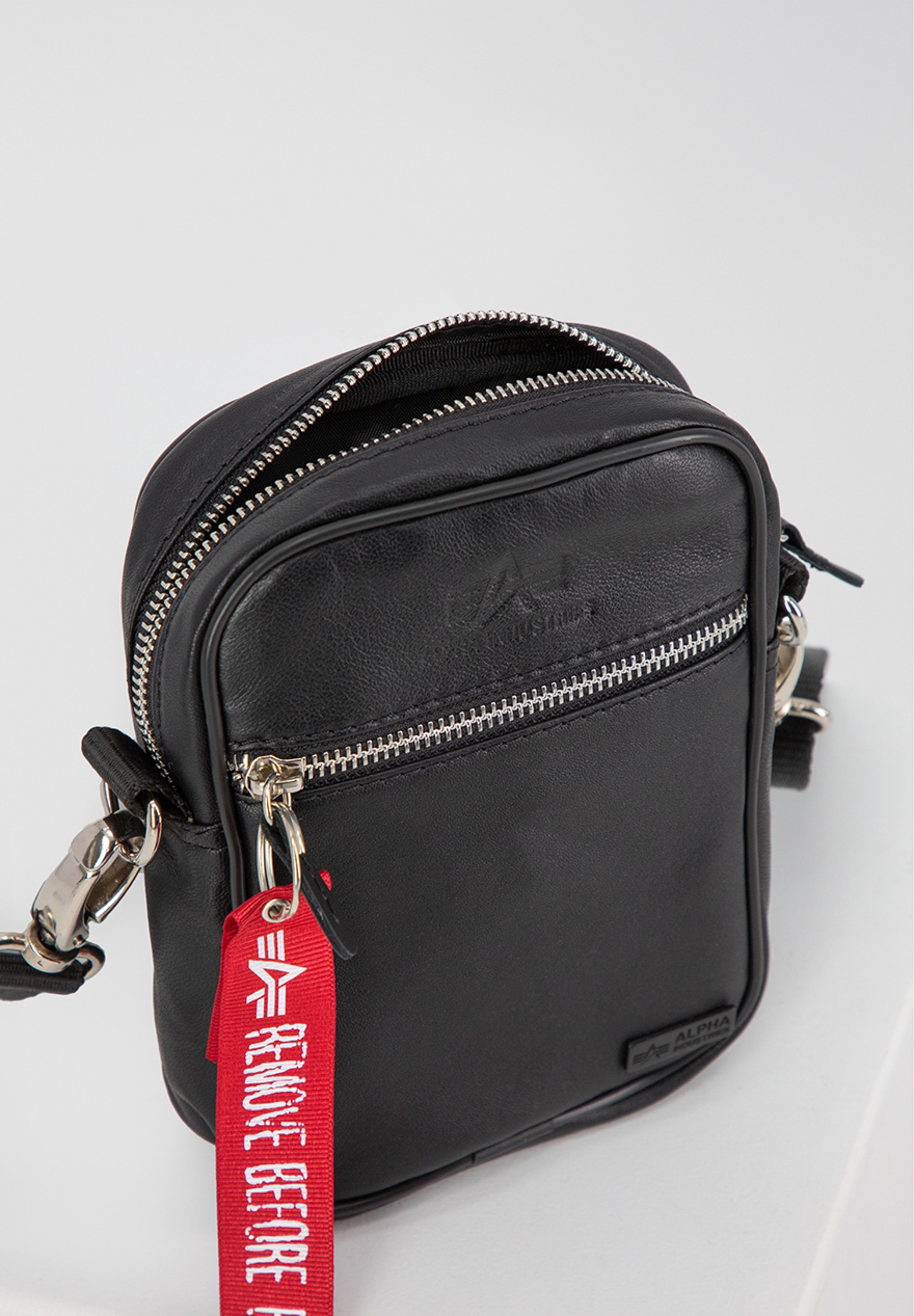 Thumbnail - Alpha Industries Tragetasche "RBF Leather Utility Bag"