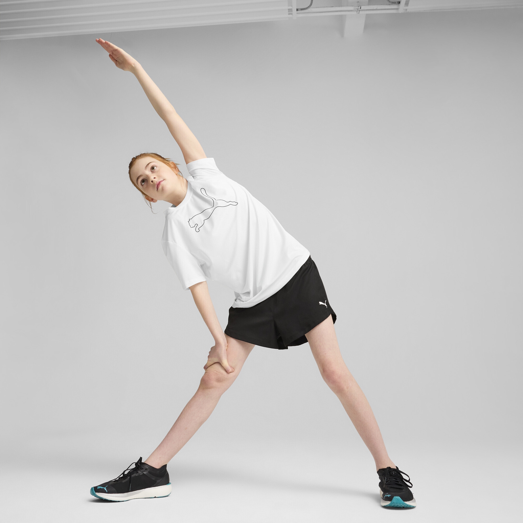 PUMA Shorts »Train All Day ESS Gewebte Shorts Mädchen«