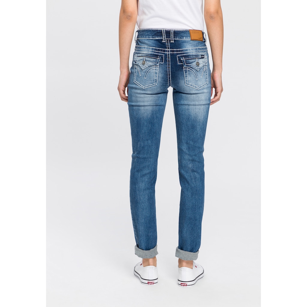 Arizona Skinny-fit-Jeans »mit Kontrastnähten und Pattentaschen«, Low Waist