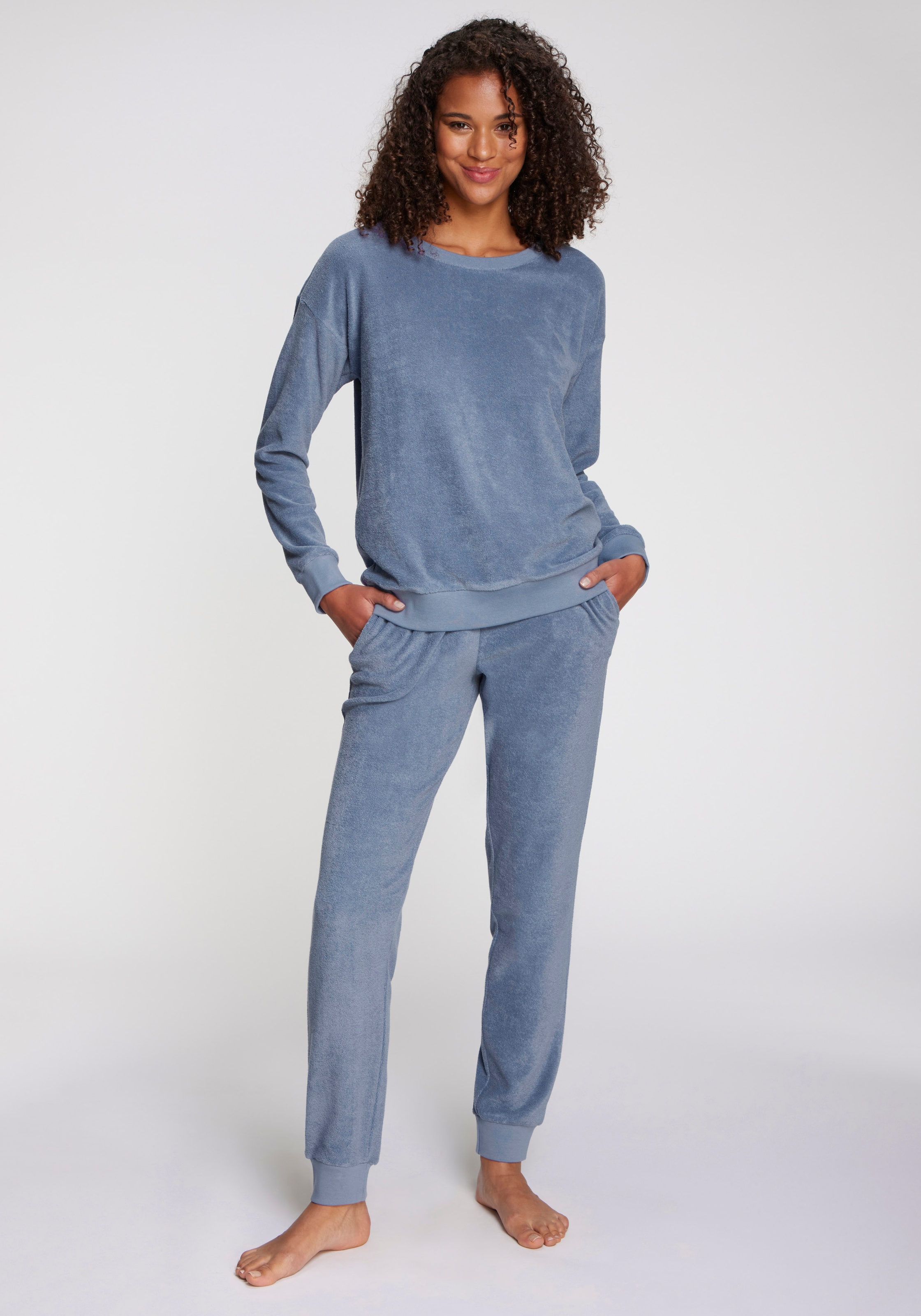 Vivance Dreams Pyjama, (2 tlg.), in schöner Frottee-Qualität günstig online kaufen