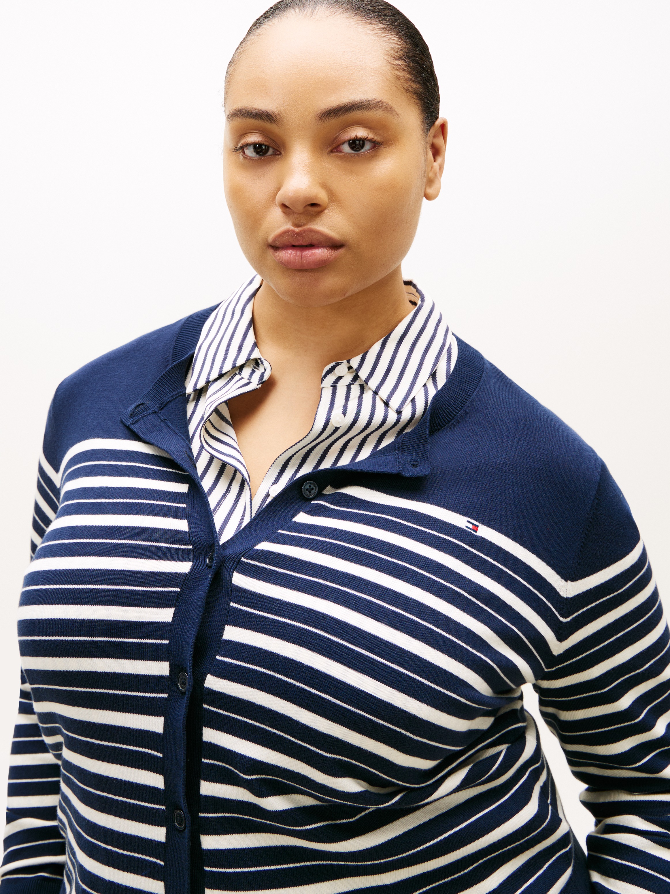 Tommy Hilfiger Curve Strickjacke "CRV CO JERSEY FINE GG C-NK CARDI" in groß günstig online kaufen