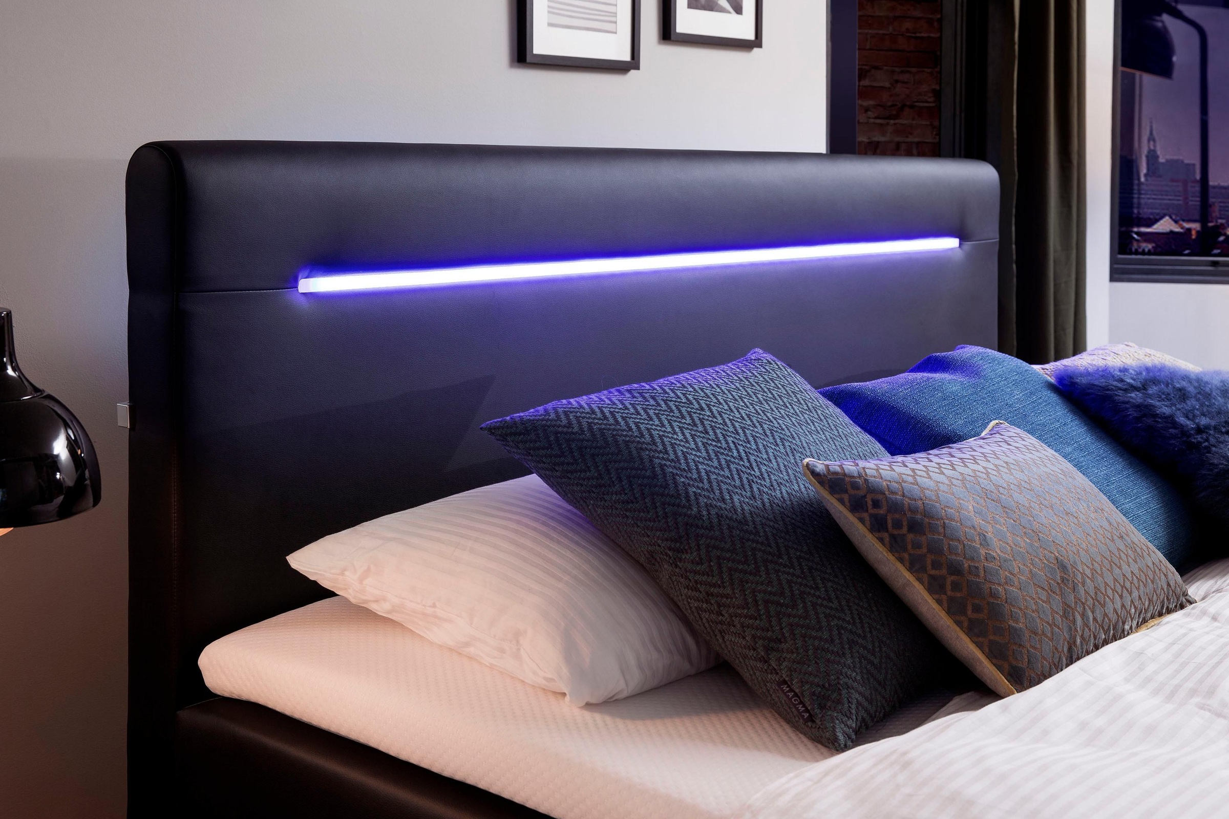 meise.möbel Boxspringbett »Lights«, mit LED Beleuchtung, wahlweise mit Bettkasten