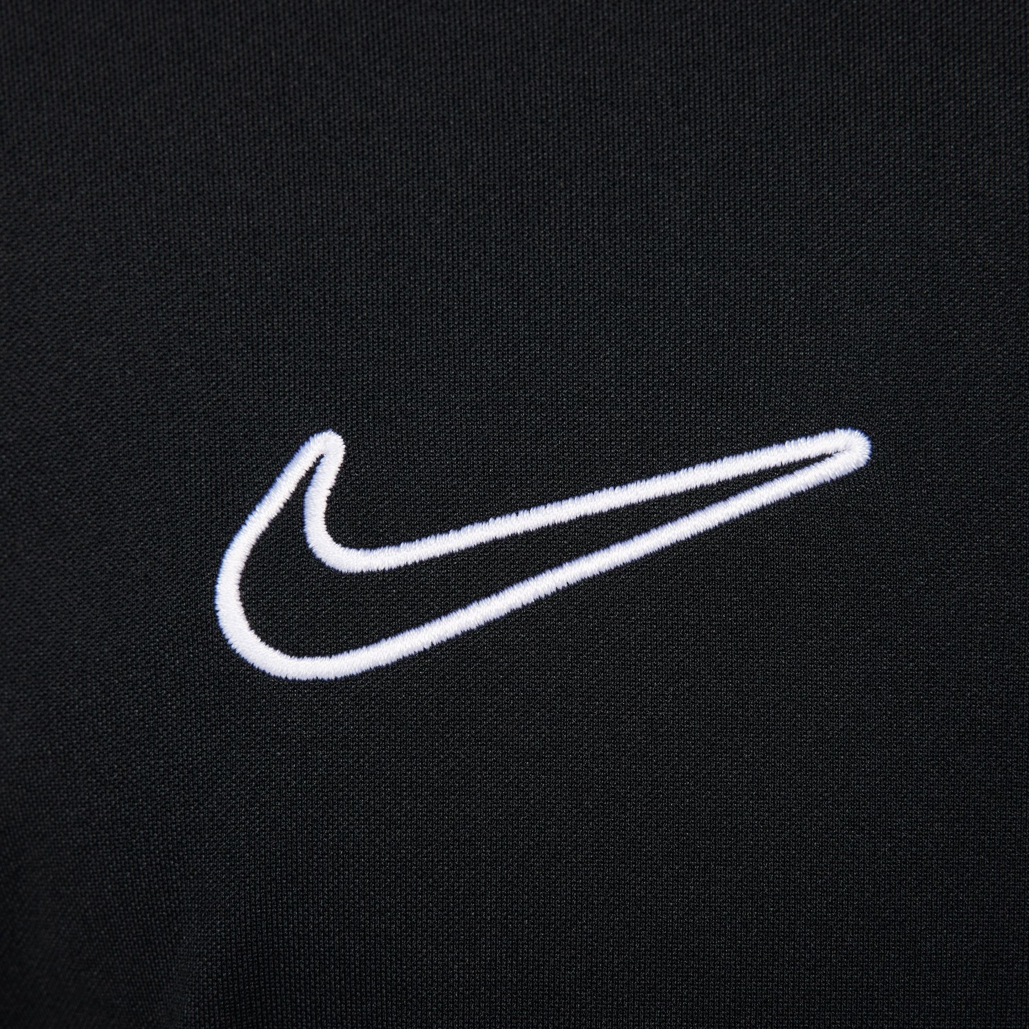 Nike Fußballtrikot »Nike Academy Men's Dri-FIT Soccer Drill Top« leichtes Drill-Oberteil, mit Viertelreißverschluss, schmale Passform