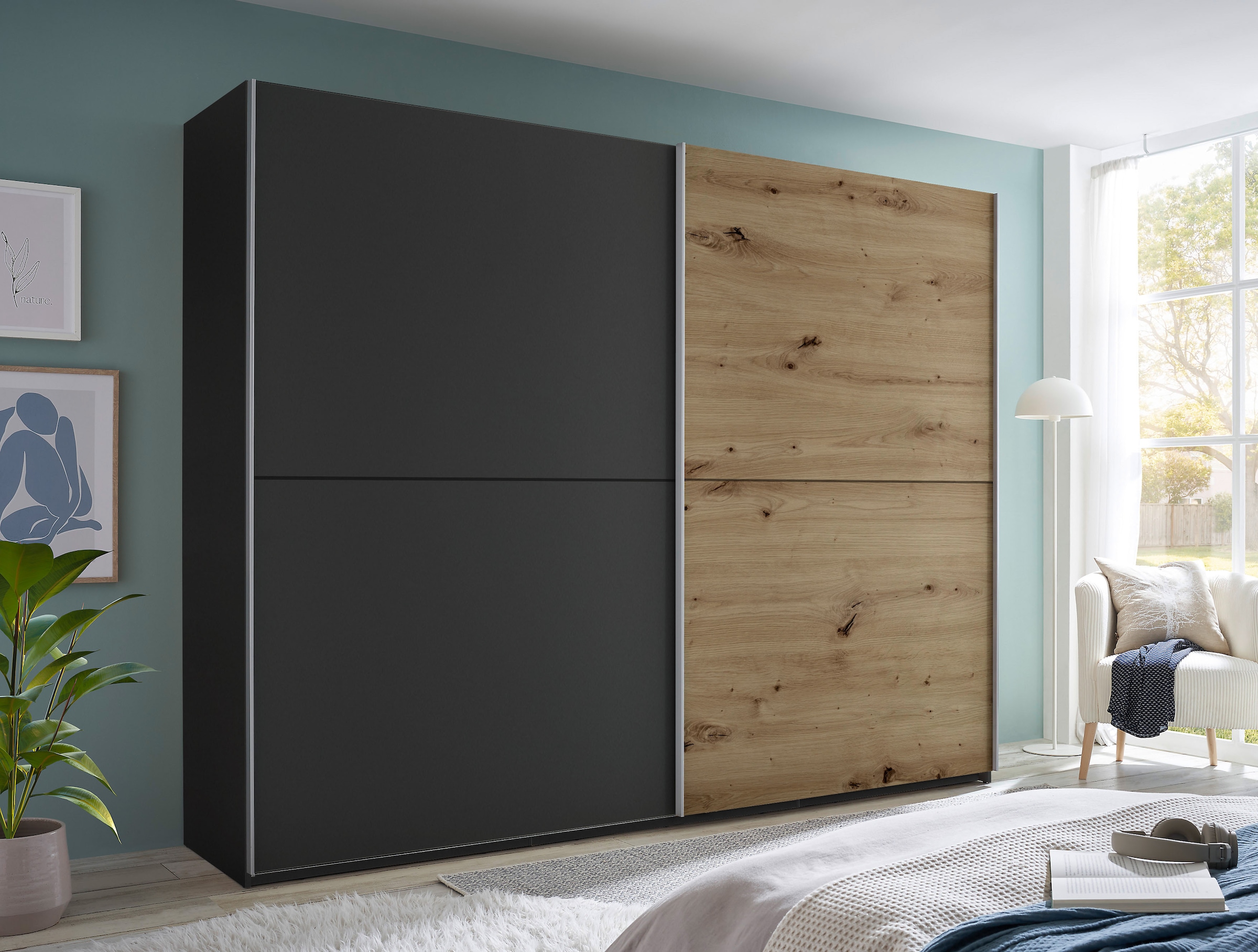 Schlafkontor Schwebetürenschrank »Mesio, 2-türiger Kleiderschrank, Schiebetürenschrank mit viel Stauraum«, inklusive Hoteleinteilungen außen und Einlegeböden oben