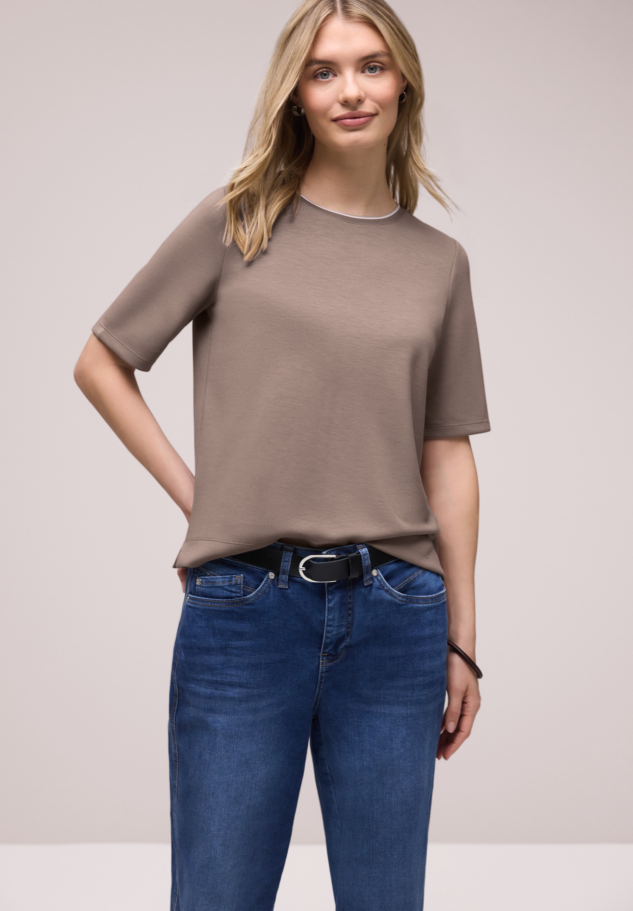 STREET ONE Rundhalsshirt mit Kontrastdetail günstig online kaufen