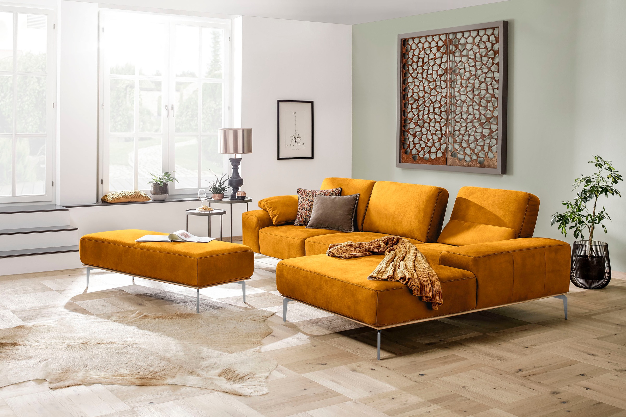 W.SCHILLIG Ecksofa »run, Designsofa mit tollem Sitzkomfort, bequem, L-Form«, mit elegantem Holzsockel, Füße in Chrom glänzend, Breite 319 cm