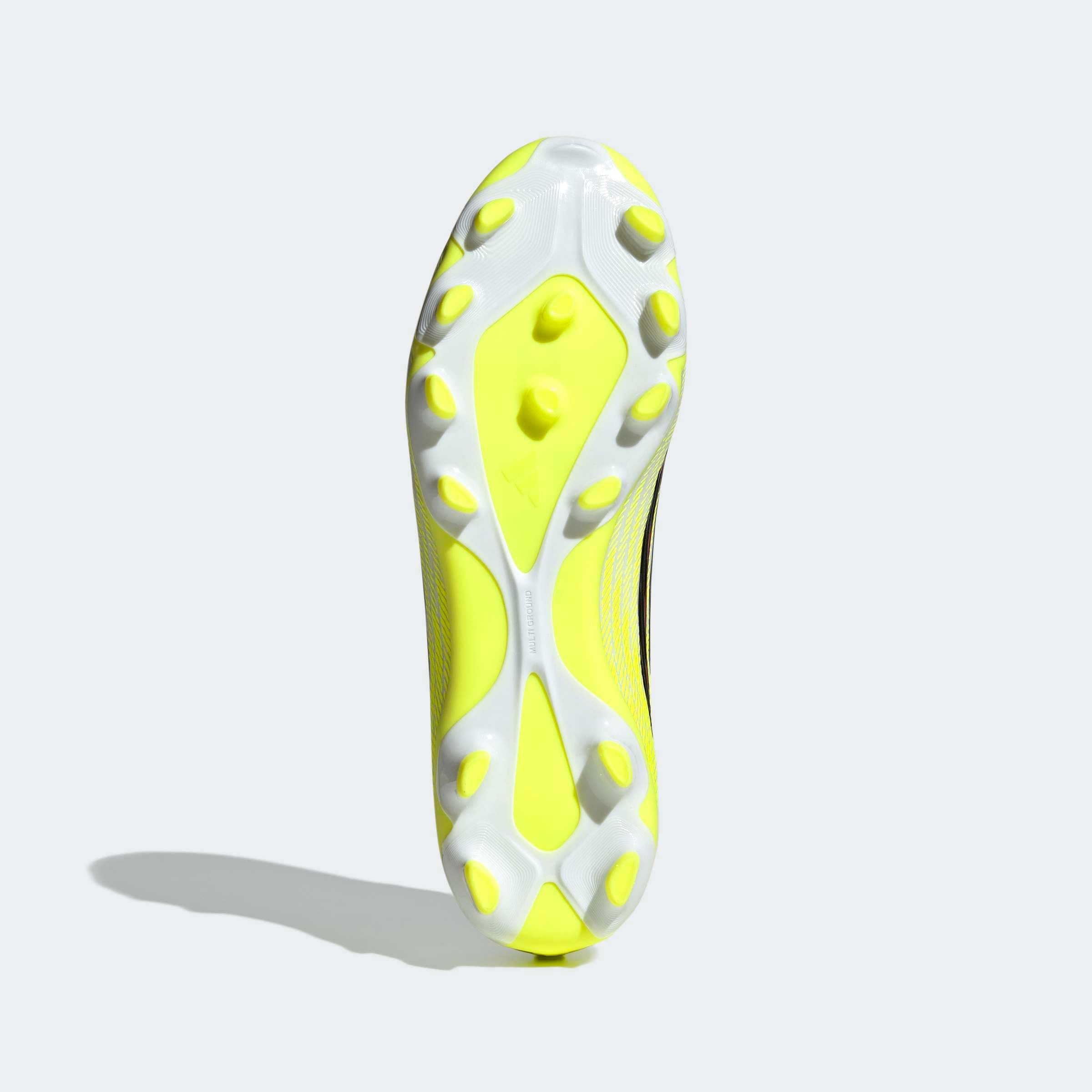 adidas Performance Fußballschuh  für viele verschiedene Böden geeignet