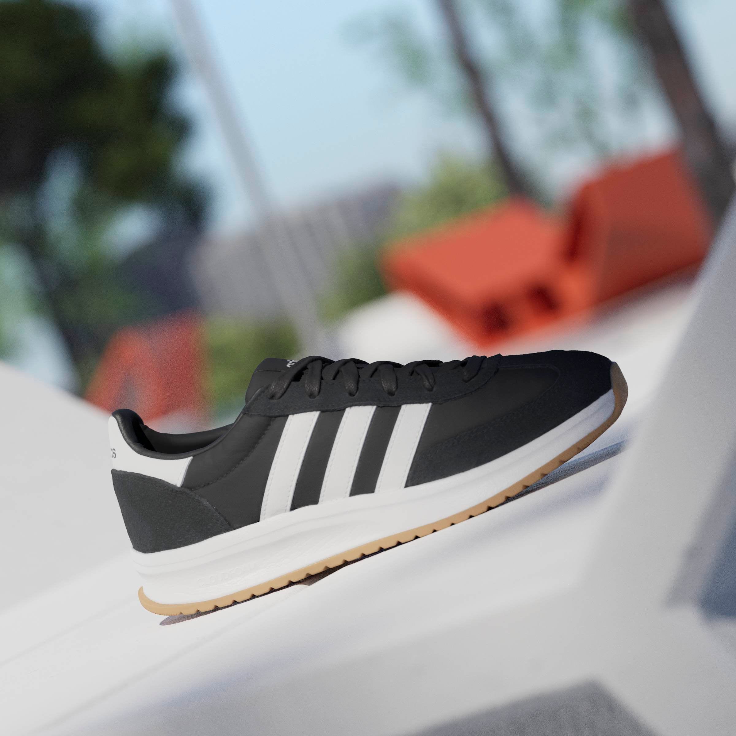 adidas Sportswear »RUN 70S 2.0«  inspiriert vom Design des SL72