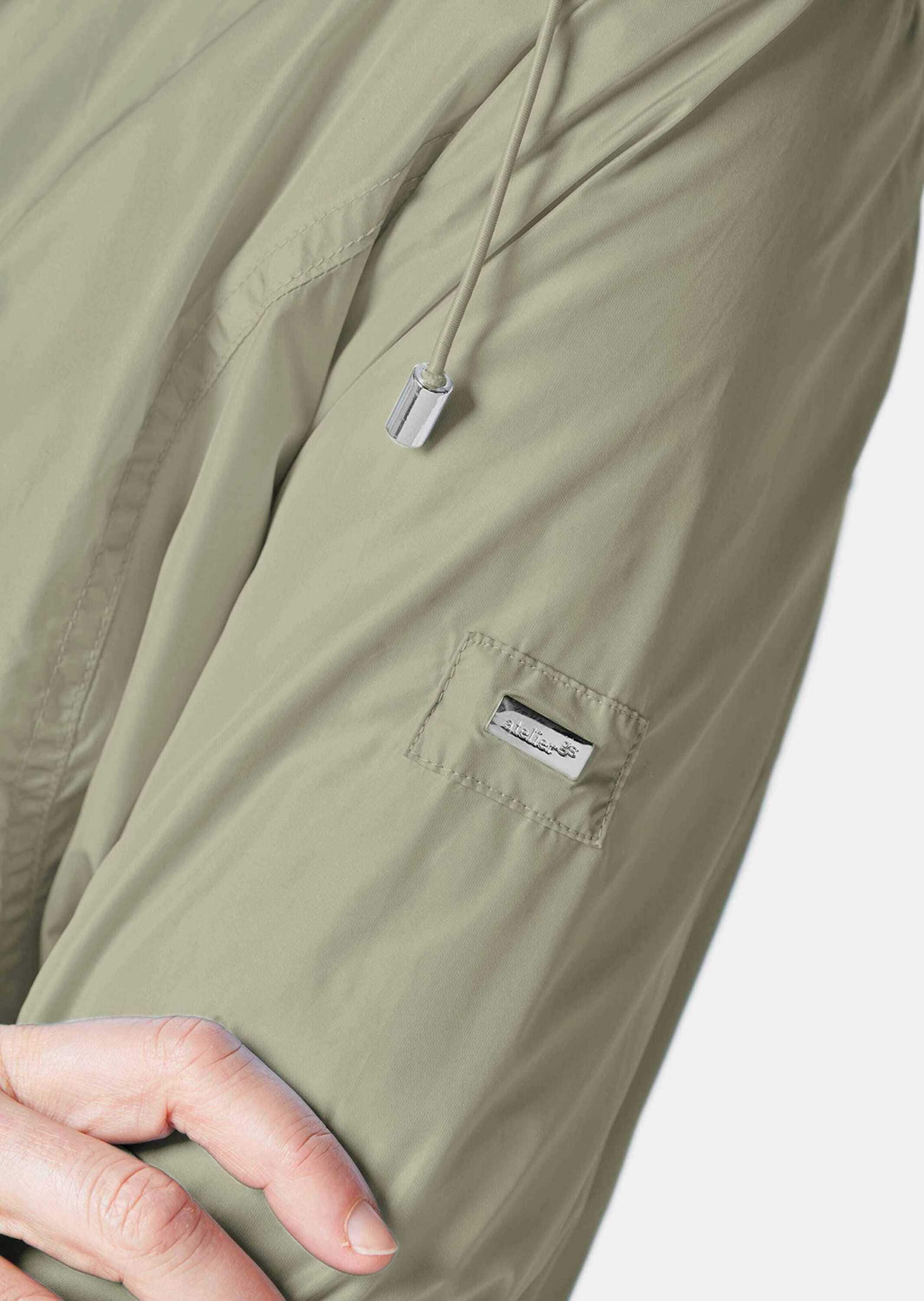 GOLDNER Kurzjacke »Leichtparka Trendiger leichter Regen Parka aus funktionalem Material«