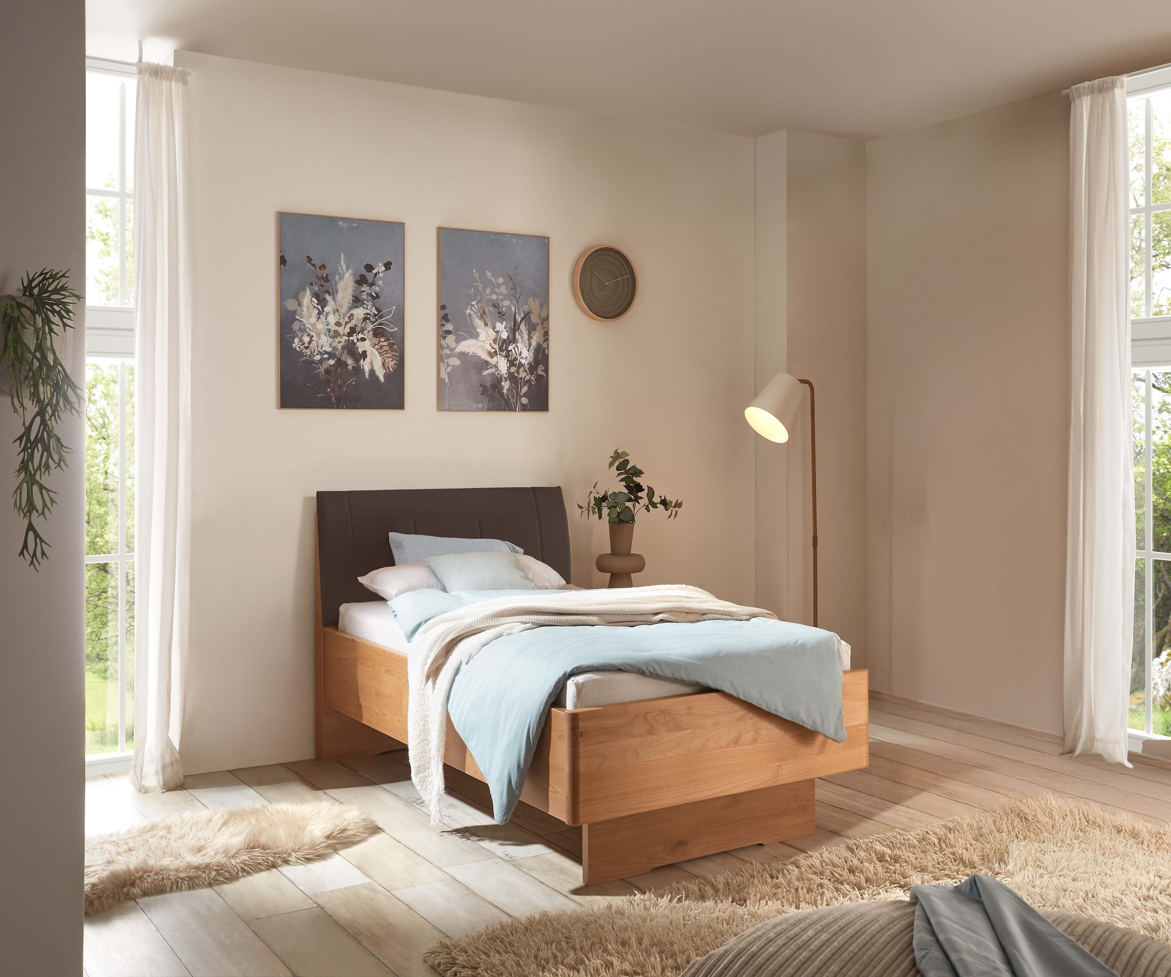 WIEMANN Holzbett »Cardiff, Bettgestell, Bettrahmen, teilmassiv, mit Polsterkopfteil« Belastbarkeit 110/220 Kg, 4-fache höhenverstellbar, MADE IN GERMANY,  Fußteil aus Massivholz, verschiedene Größen