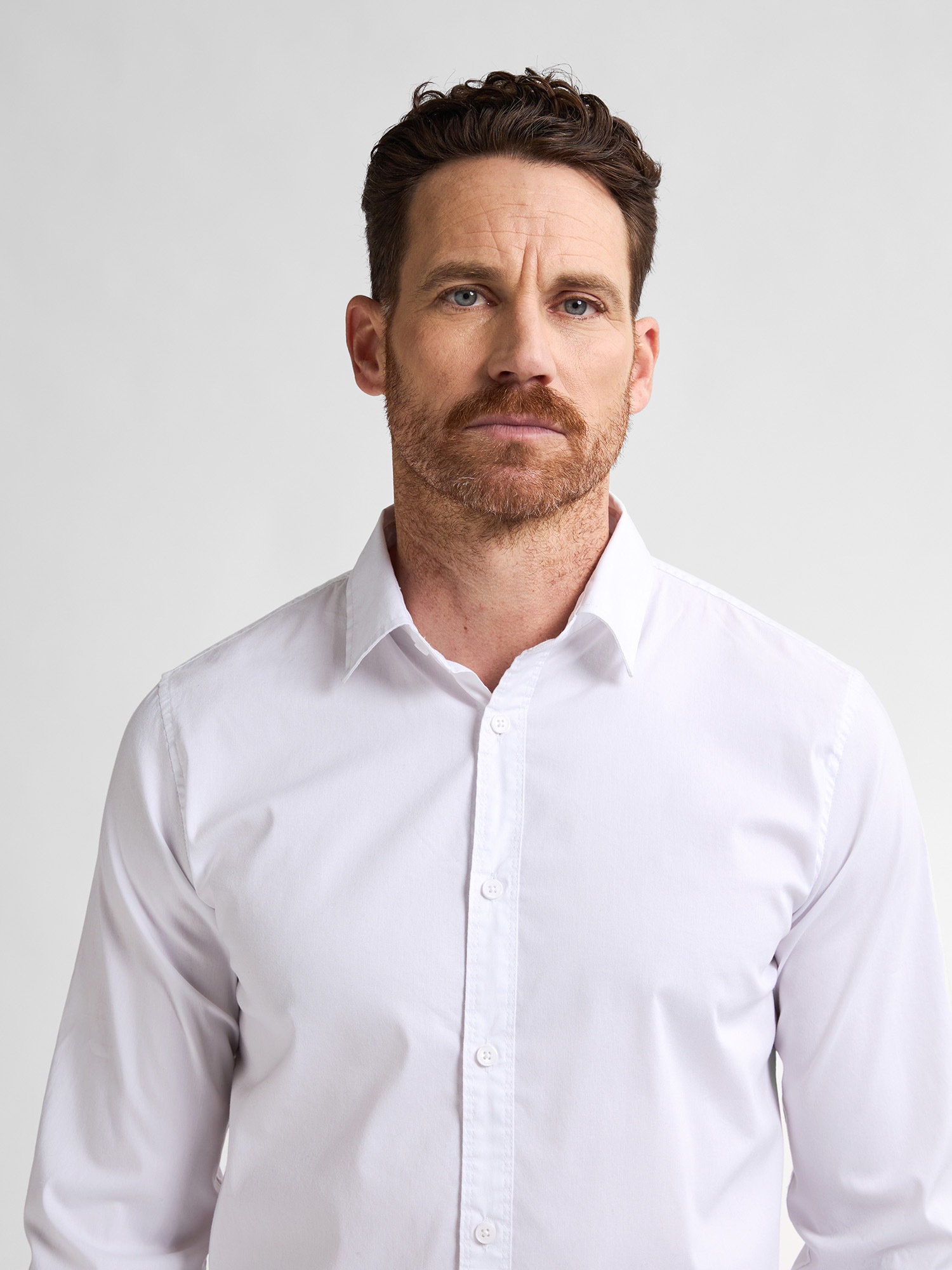 Petrol Industries Langarmshirt, mit Button-Down Kragen