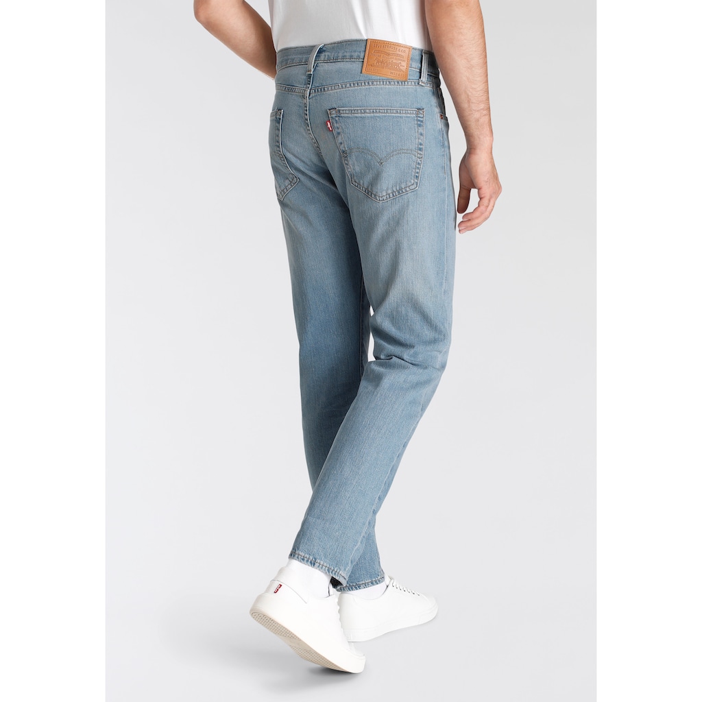 Levi's® Tapered-fit-Jeans »502 TAPER«, in elegantem, modernem Stil
