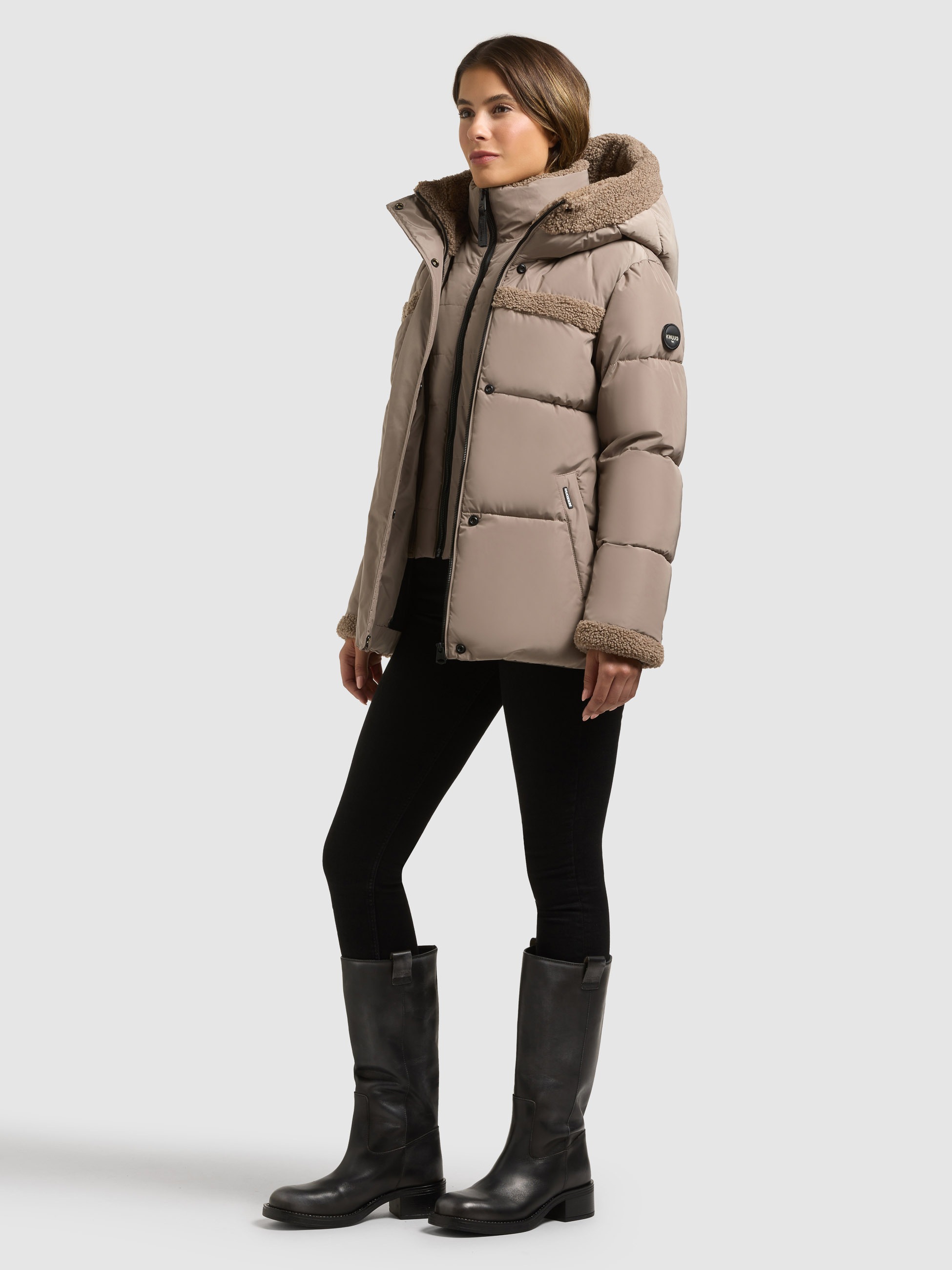 khujo Steppjacke »PRISHA - 2IN1 (EINSATZ HERAUSNEHMBAR)« mit Kapuze