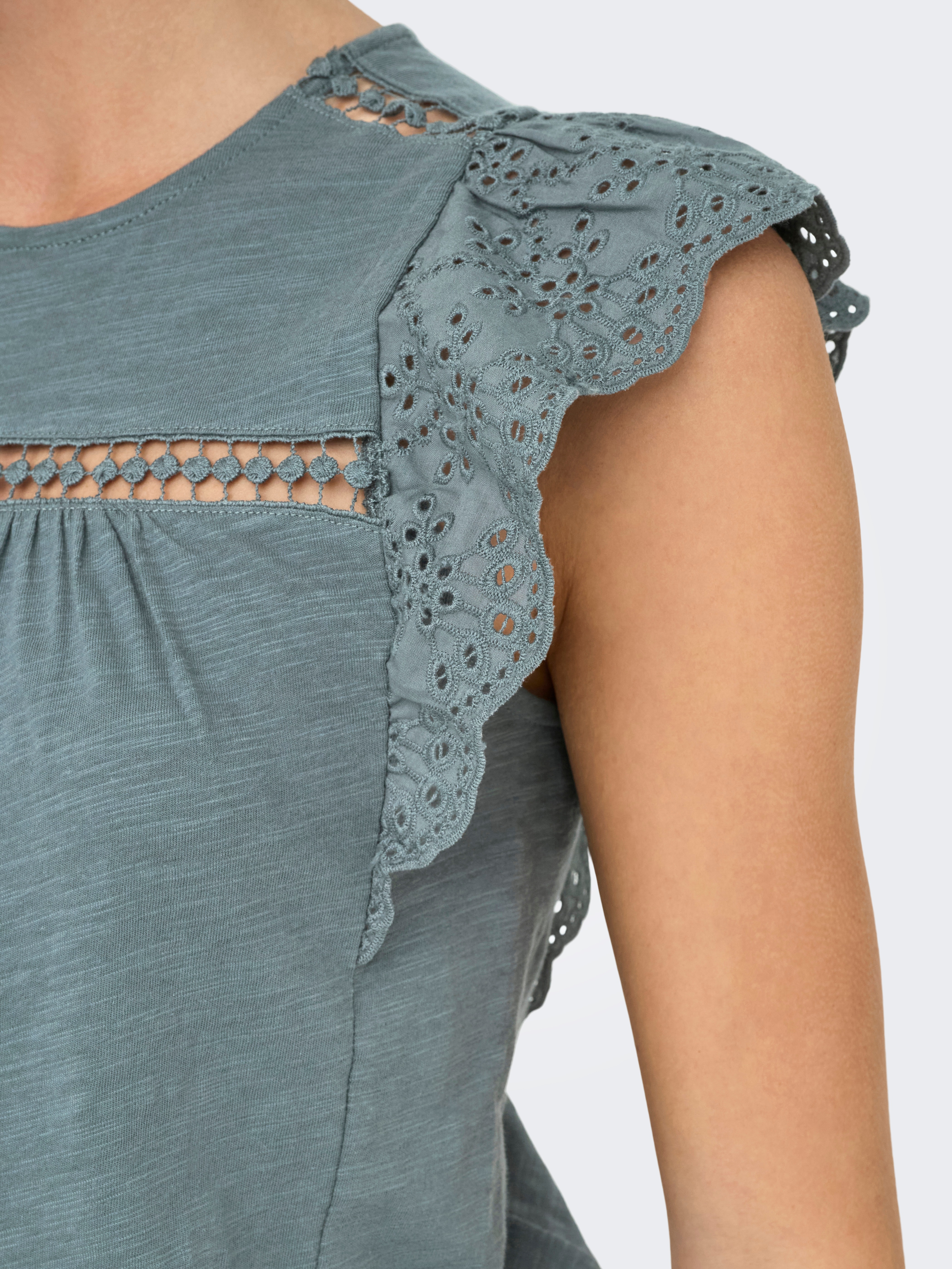 Thumbnail - ONLY Kurzarmshirt "ONLLEA S/L FRILL MIX TOP JRS"