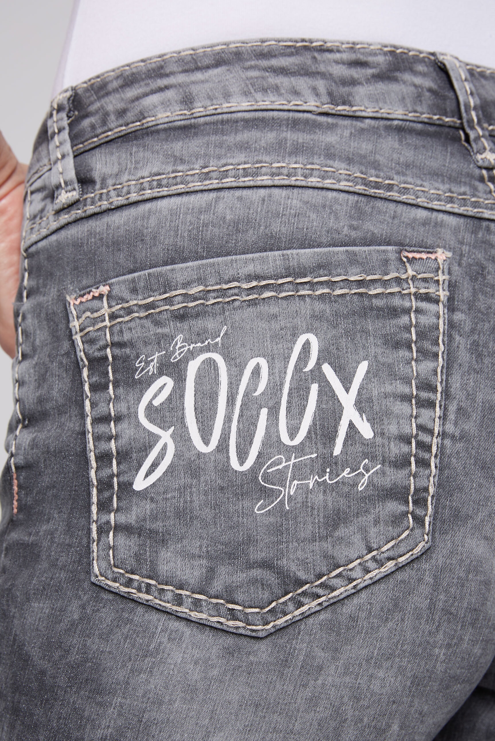 SOCCX Jeansshorts, mit Turn-Up Saum