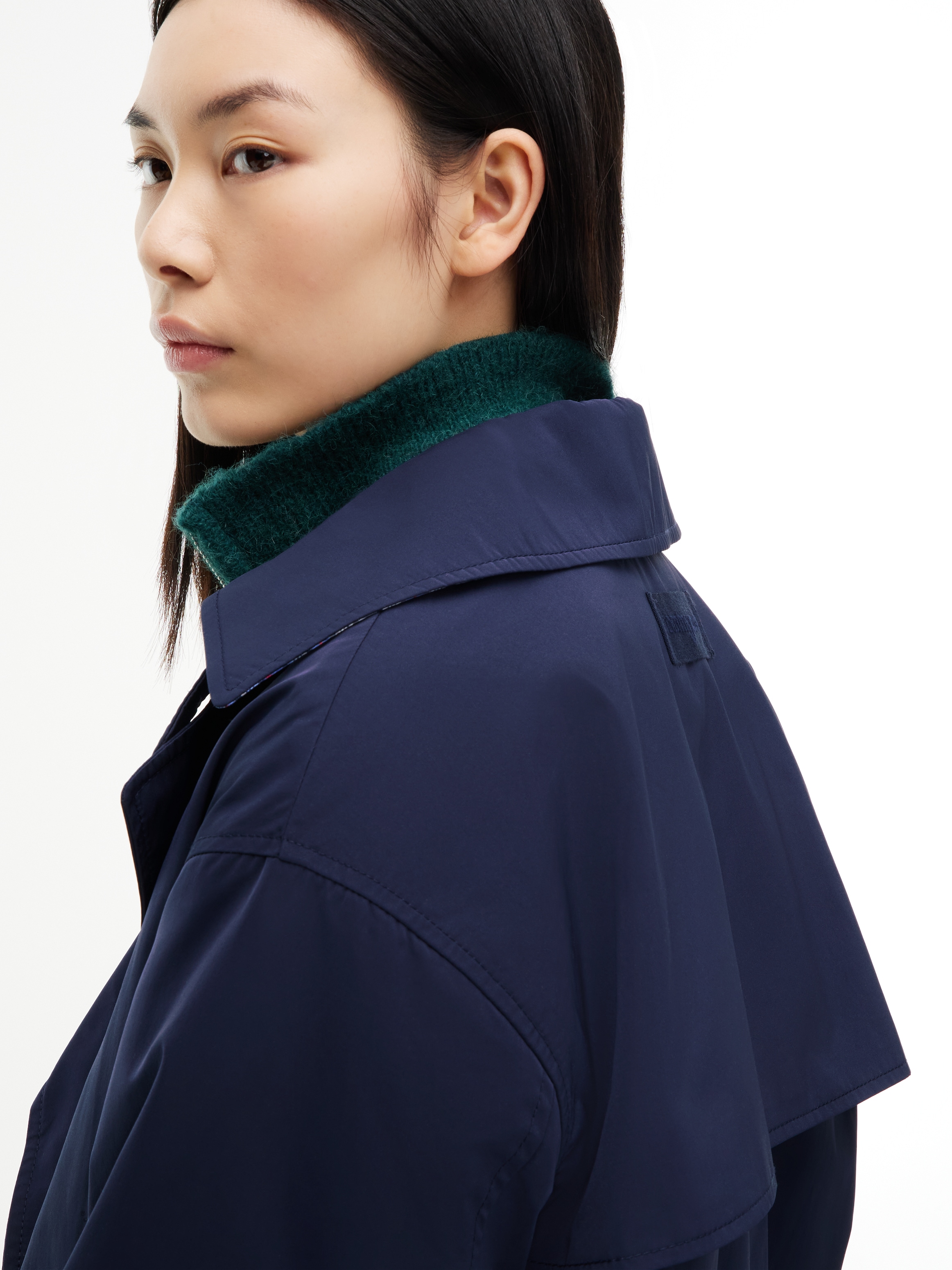 Tommy Jeans Kurzjacke »TJW SHORT TRENCH JACKET« Materialmix