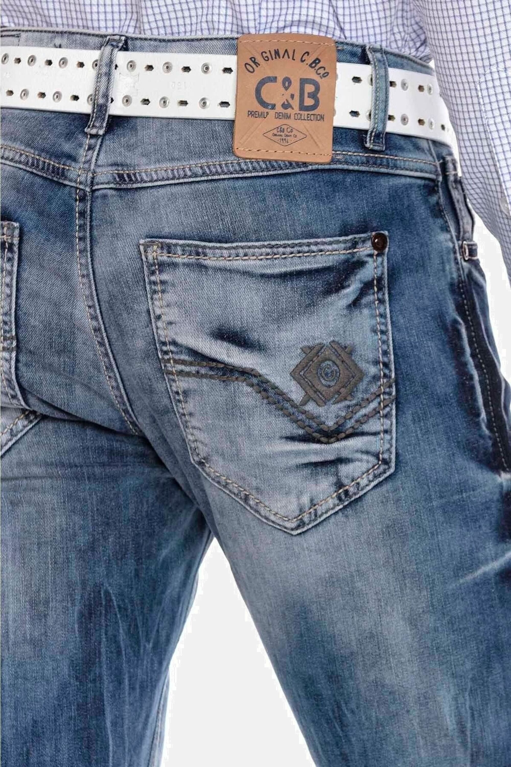 Cipo & Baxx 5-Pocket-Jeans »Jeans«, im Straight Fit