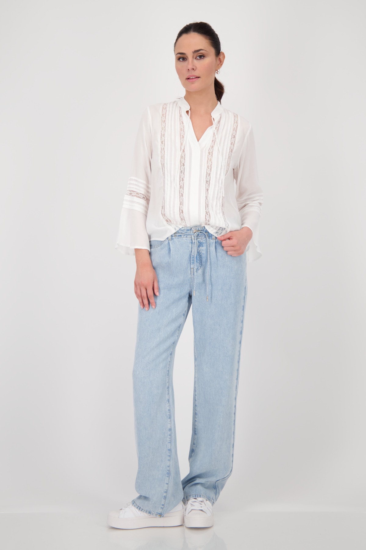 Monari Spitzenbluse »Bluse Spitze«, Mit V-Ausschnitt