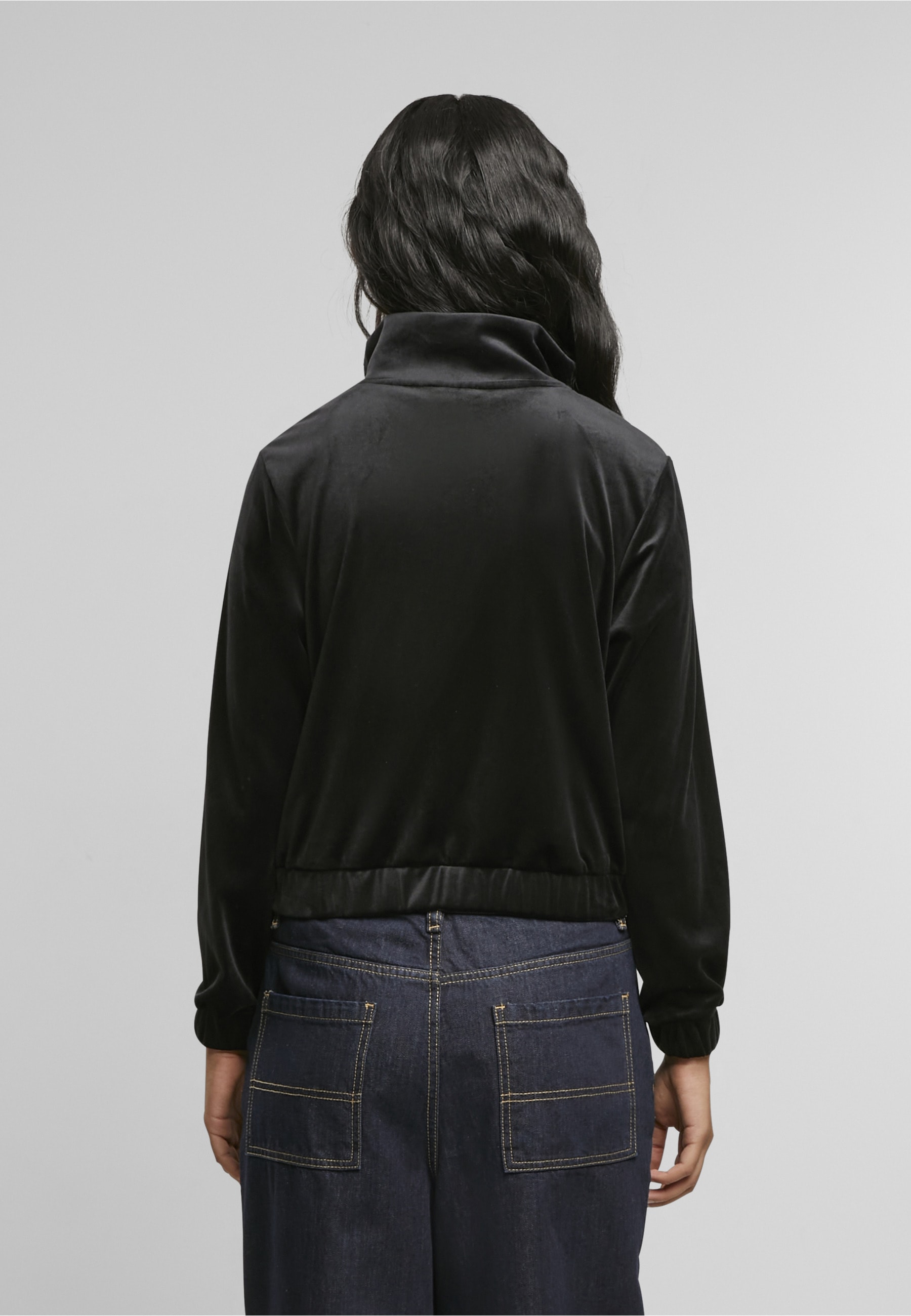 URBAN CLASSICS Allwetterjacke »Urban Classics Ladies Short Velvet Track Jacket« 1 Stk. tlg. ohne Kapuze