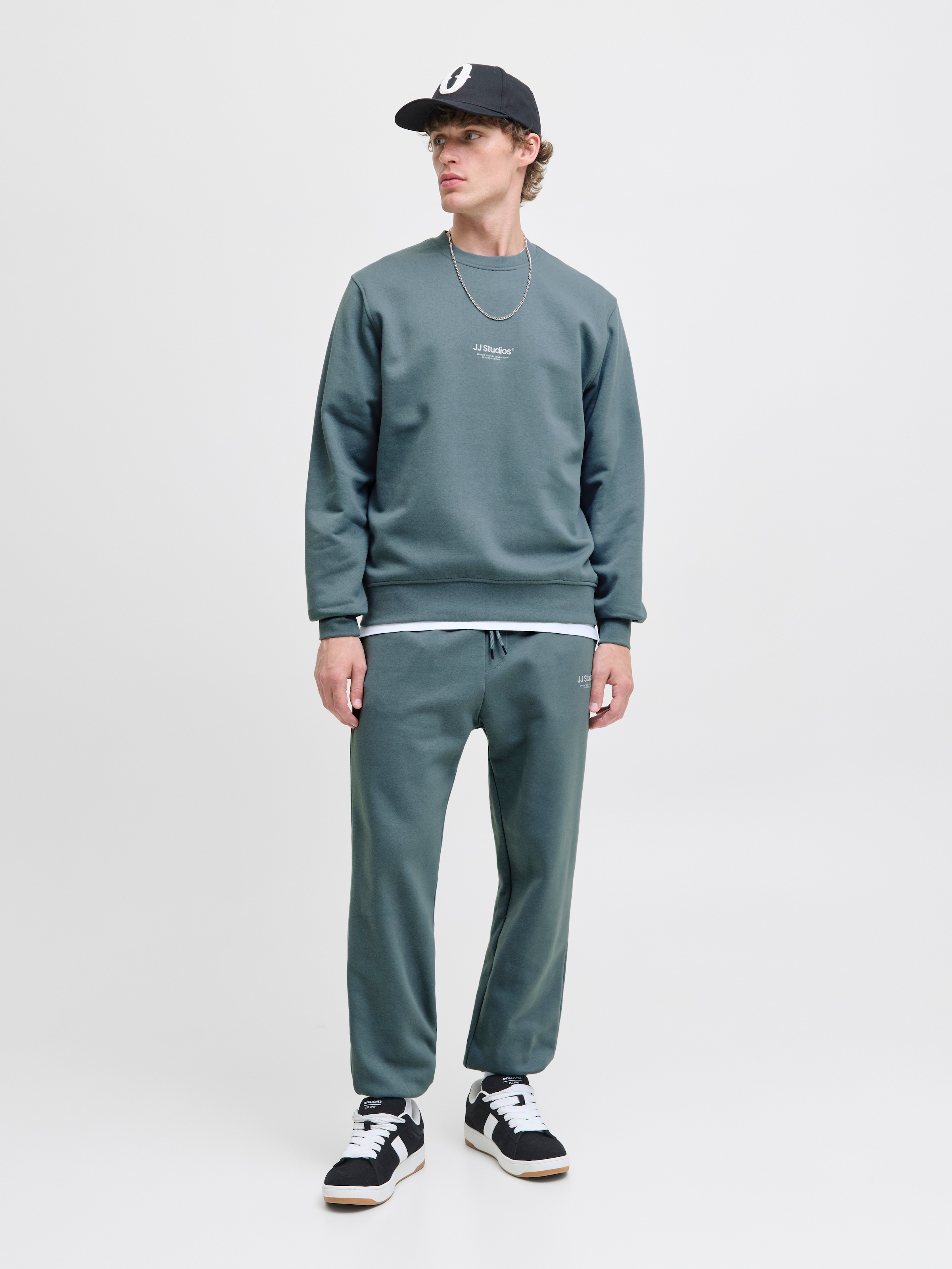 Jack & Jones Sweatshirt »JJESOHO SWEAT CREW NECK NOOS«