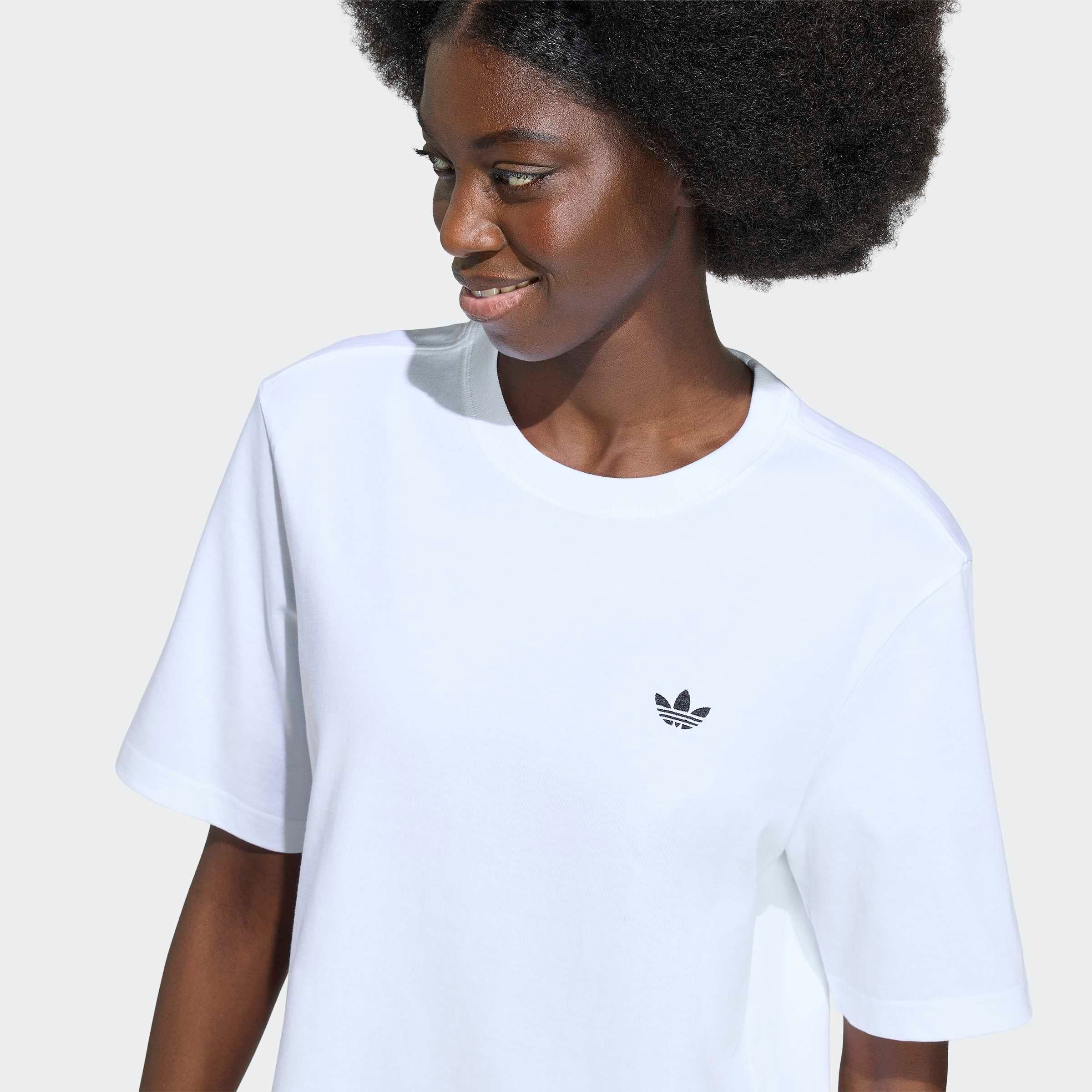 adidas Originals T-Shirt »ESSENTIALS, LOCKER GESCHNITTEN« für Erwachsene, mit sportlichem Stil, Kurzarmdesign, ohne Verschluss